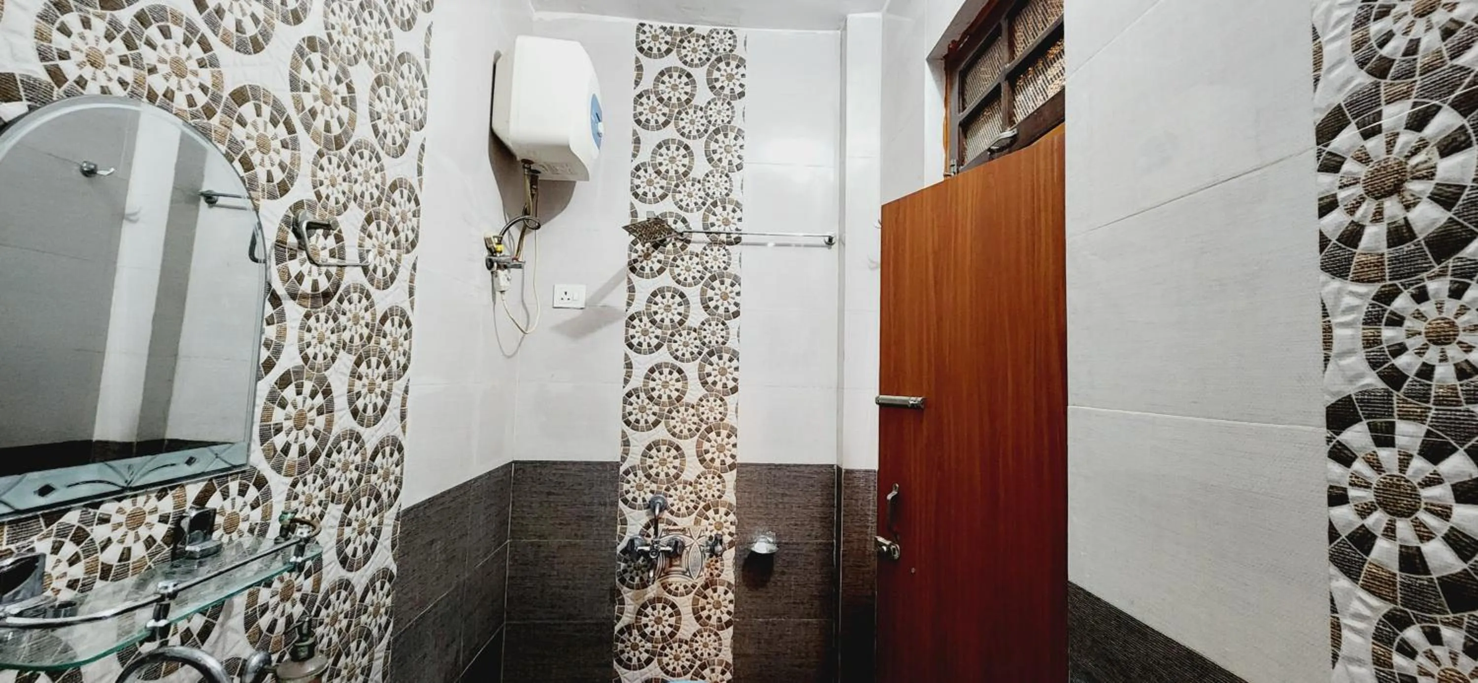 Shower in Prisha Stay