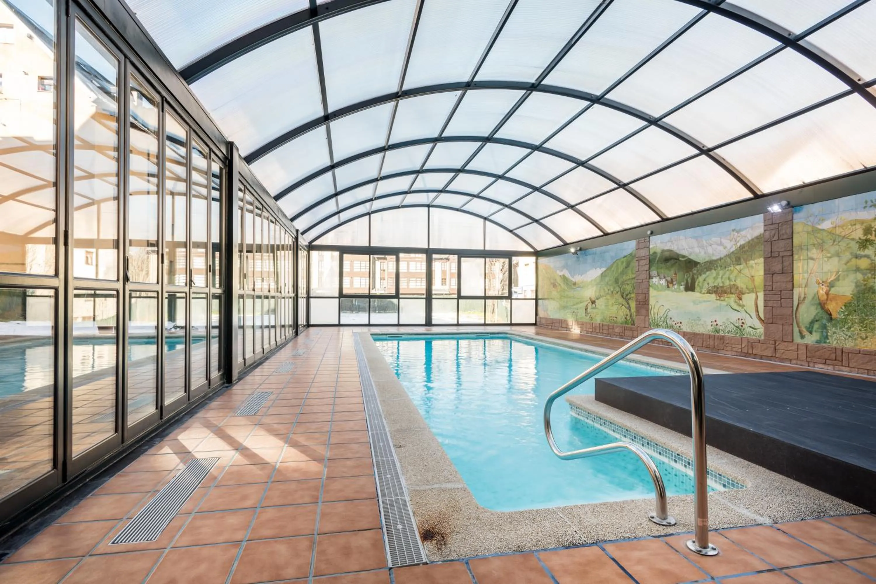 Property building in El Refugio de Aran Vielha Aparthotel