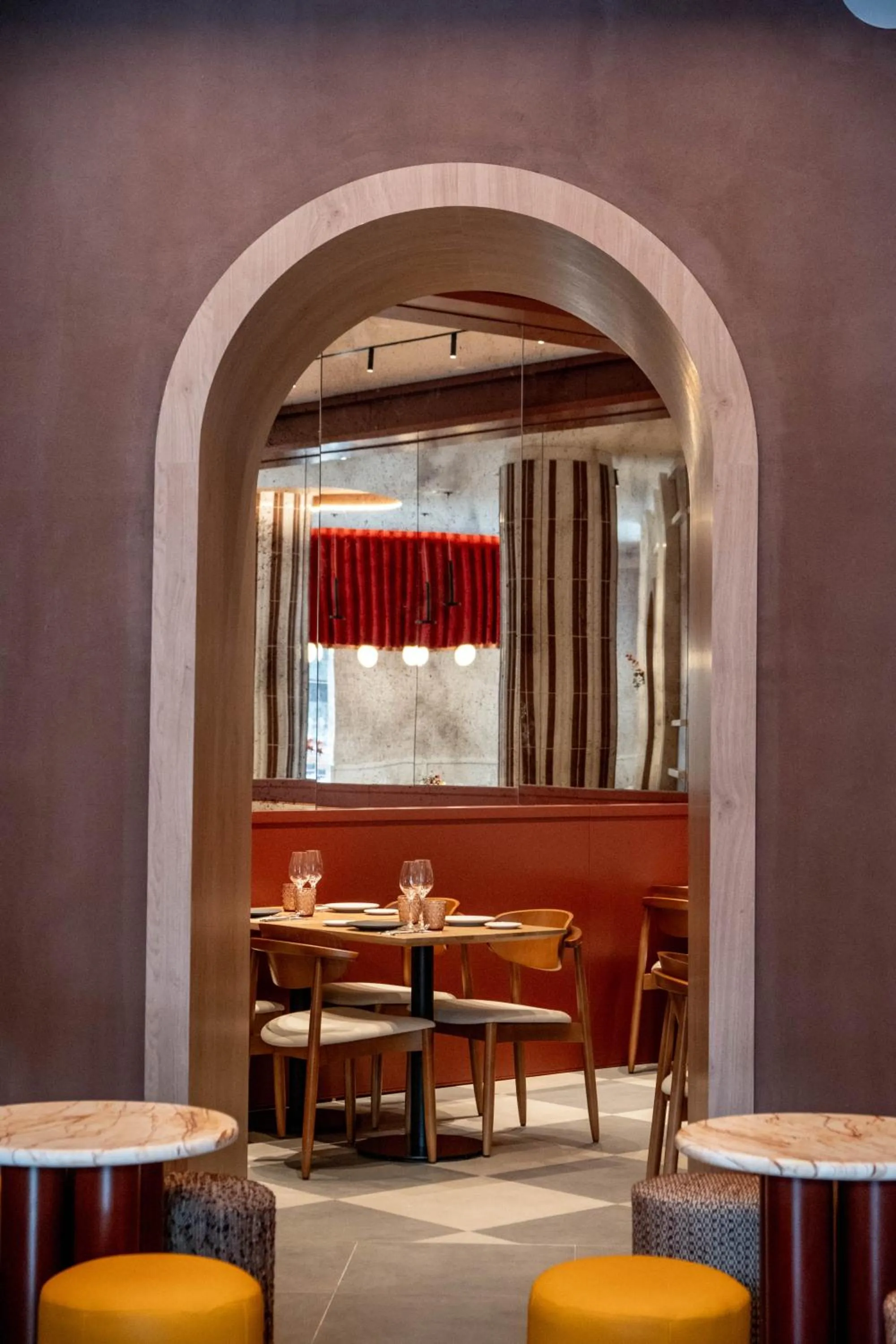 Restaurant/places to eat in Hotel Ultonia