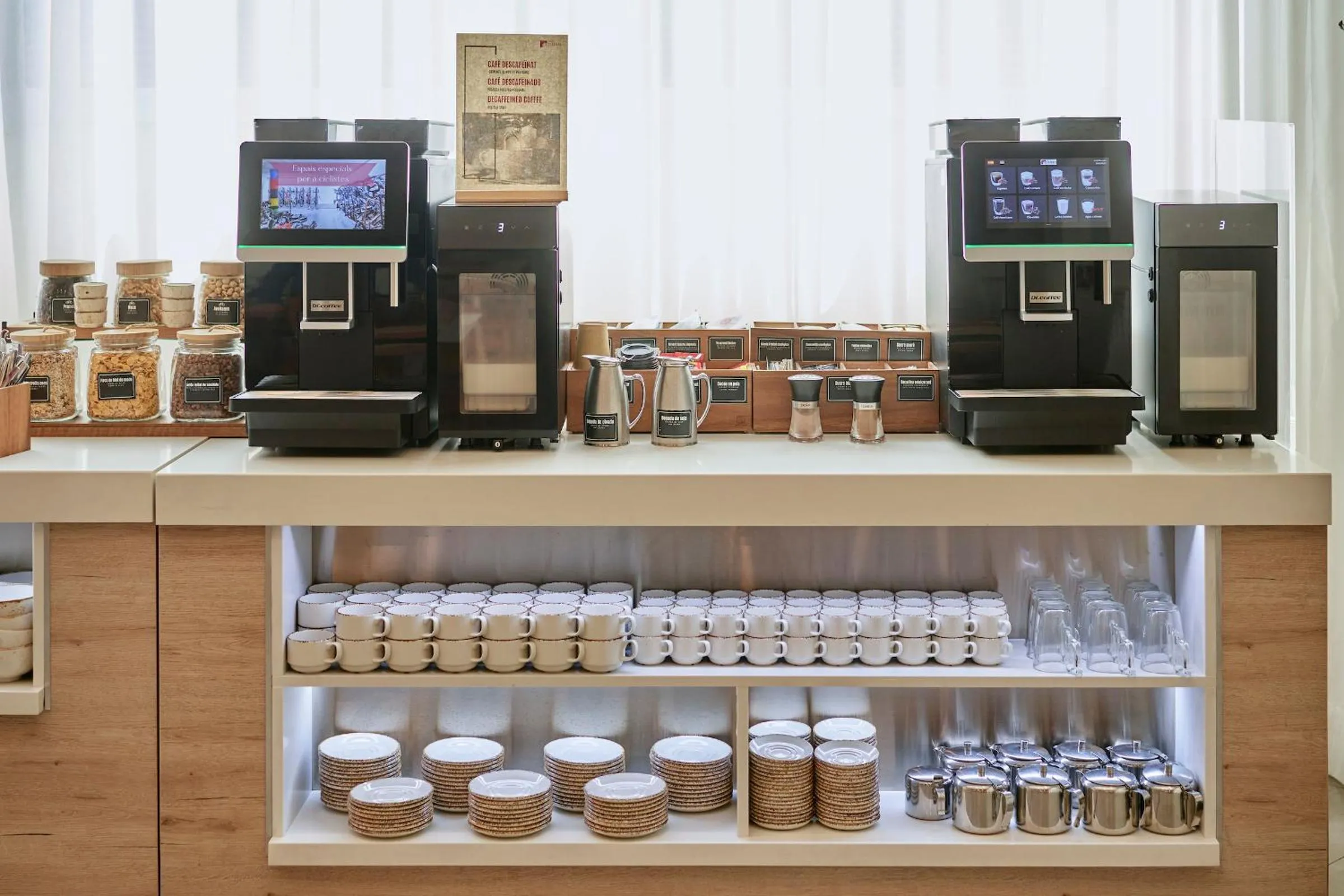 Breakfast in Hotel Ultonia