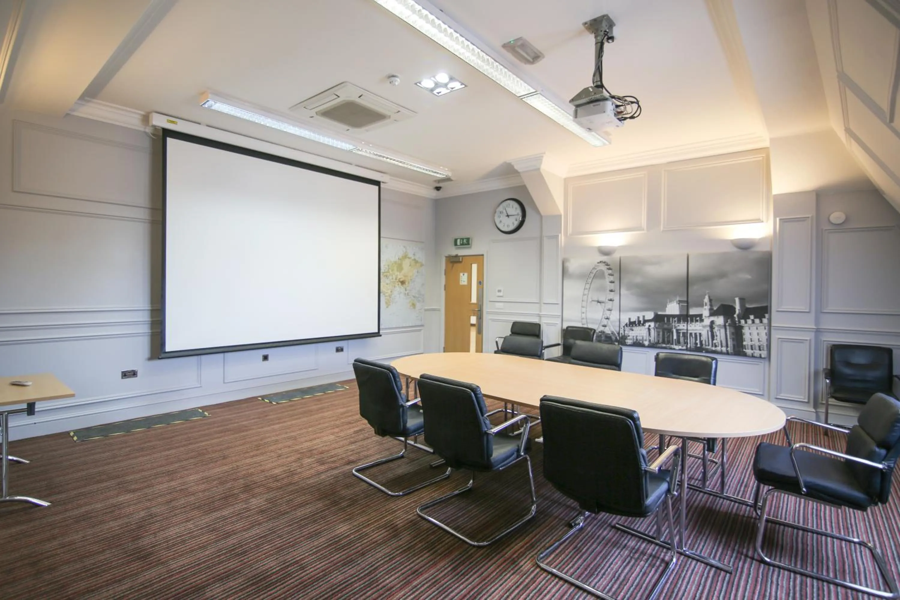 Business facilities in Old Thorns Hotel & Resort