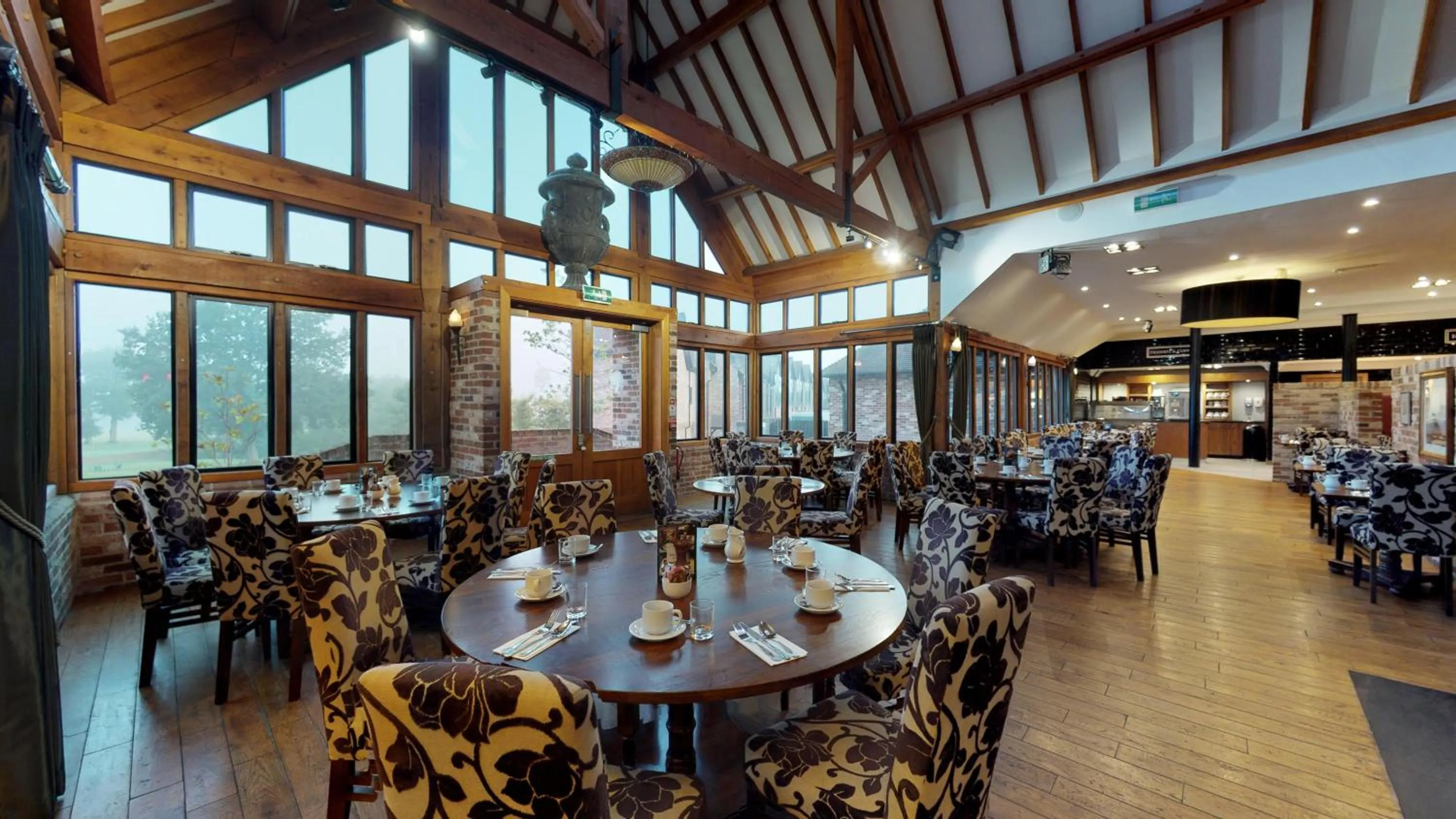 Restaurant/places to eat in Old Thorns Hotel & Resort