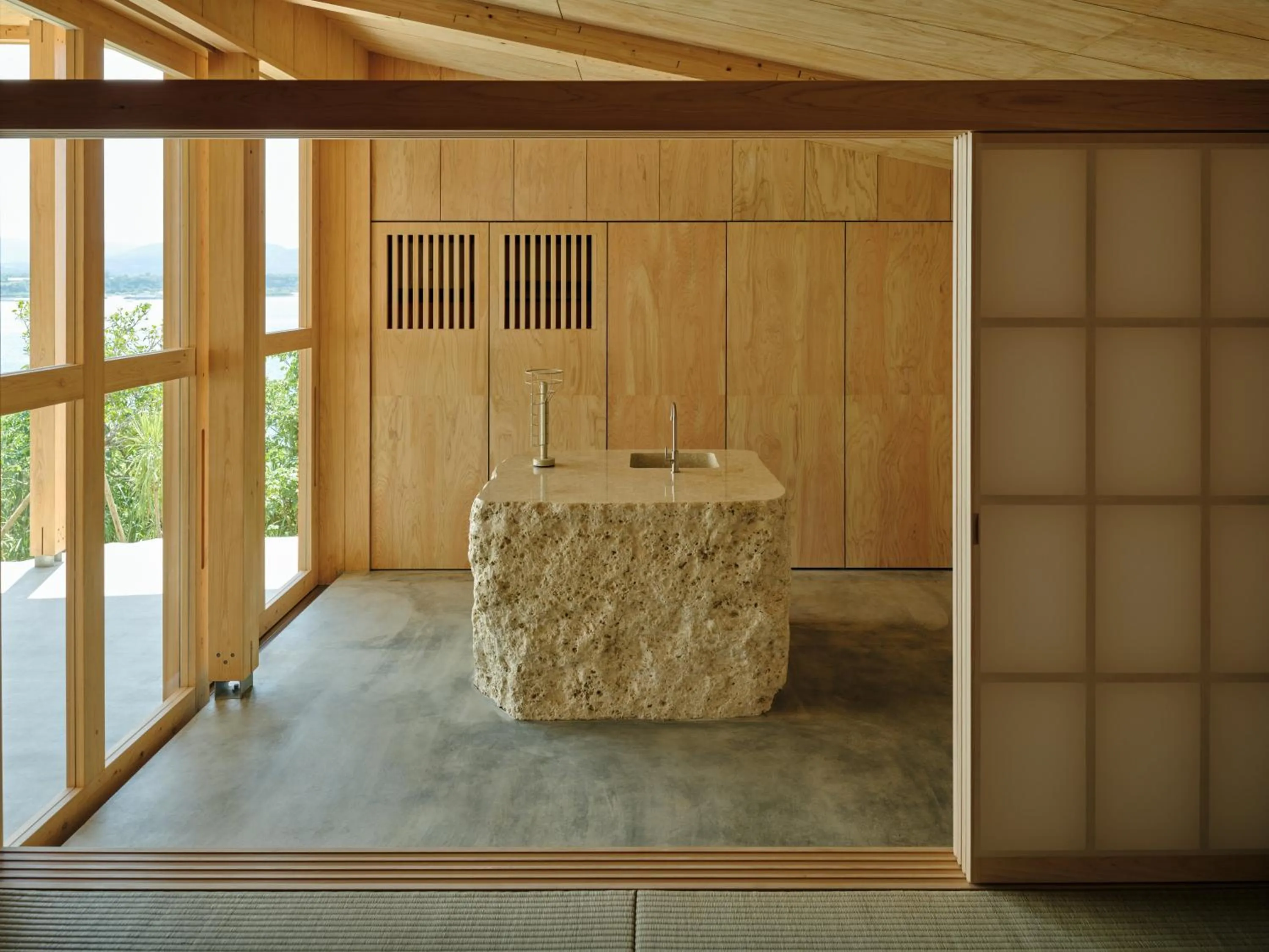 Photo of the whole room in YAWN YARD Kouri Island