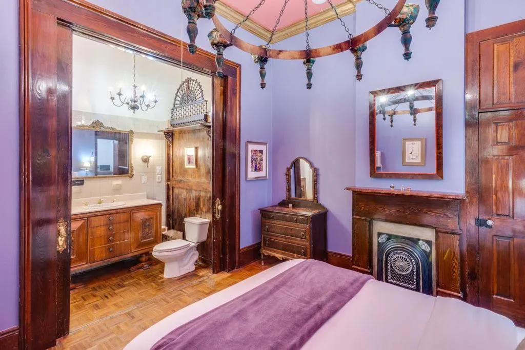 Bed in Royal Barracks Guest House