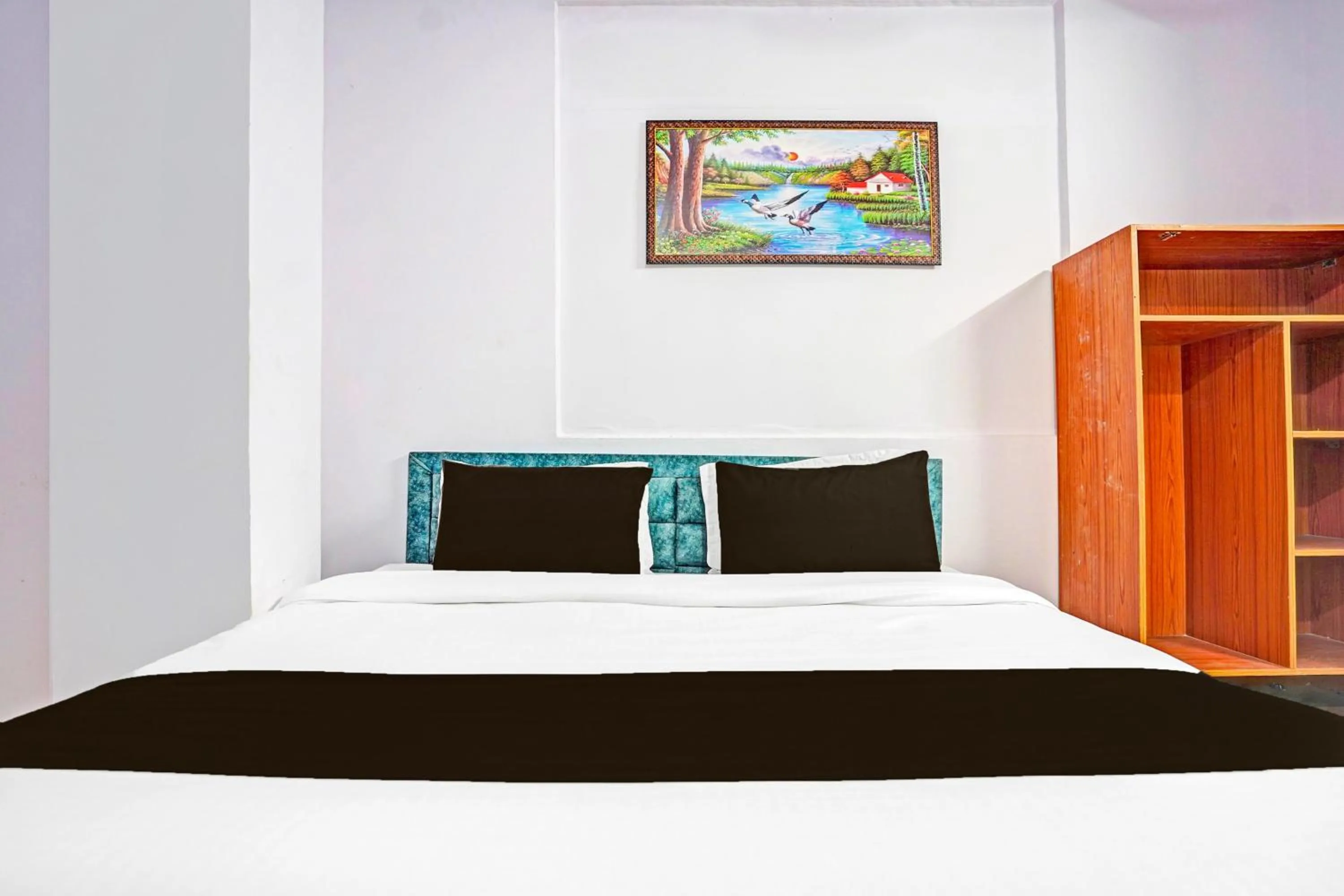 Bedroom in Super Hotel O Pacific Stay