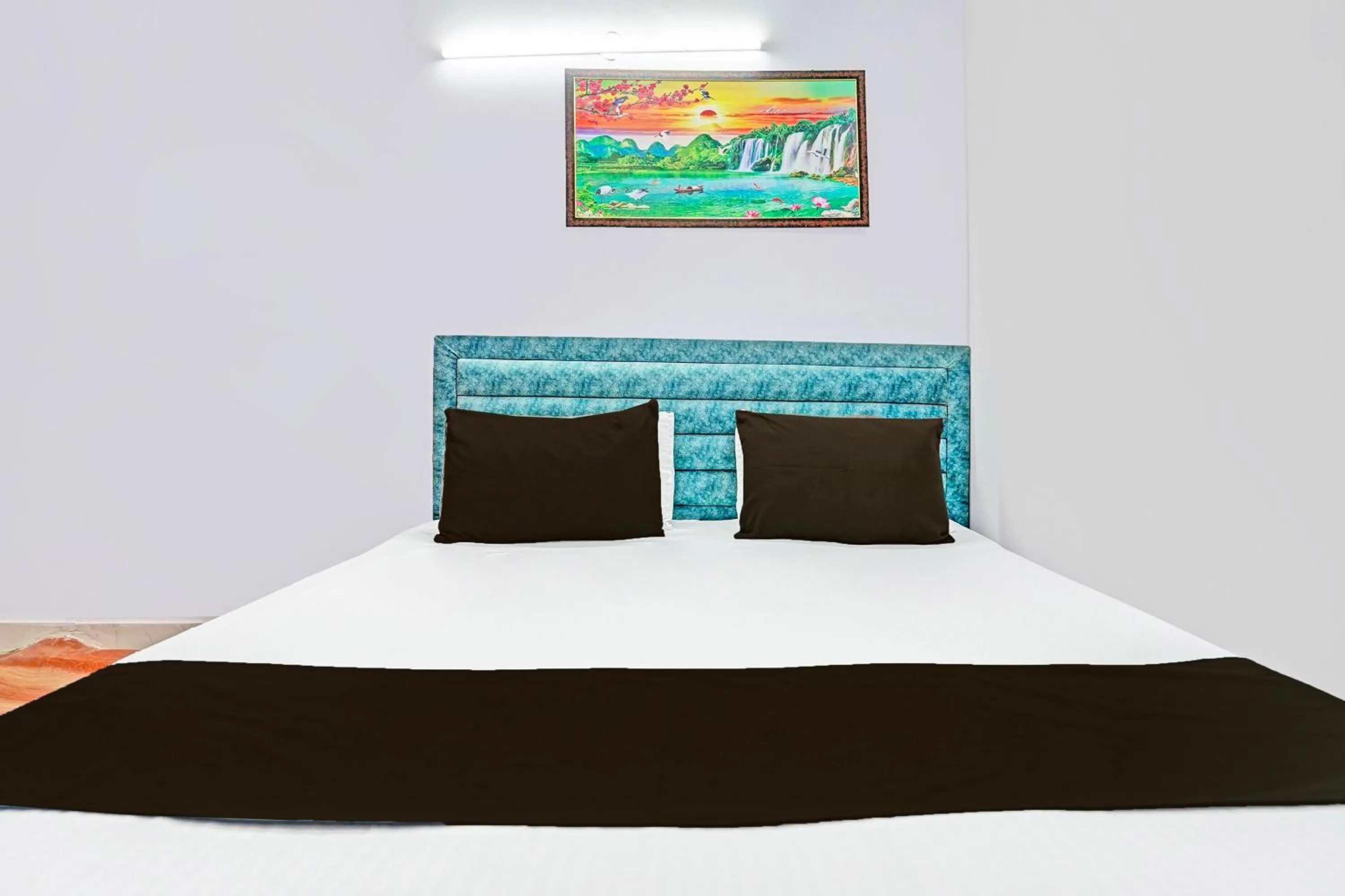 Bedroom in Super Hotel O Pacific Stay