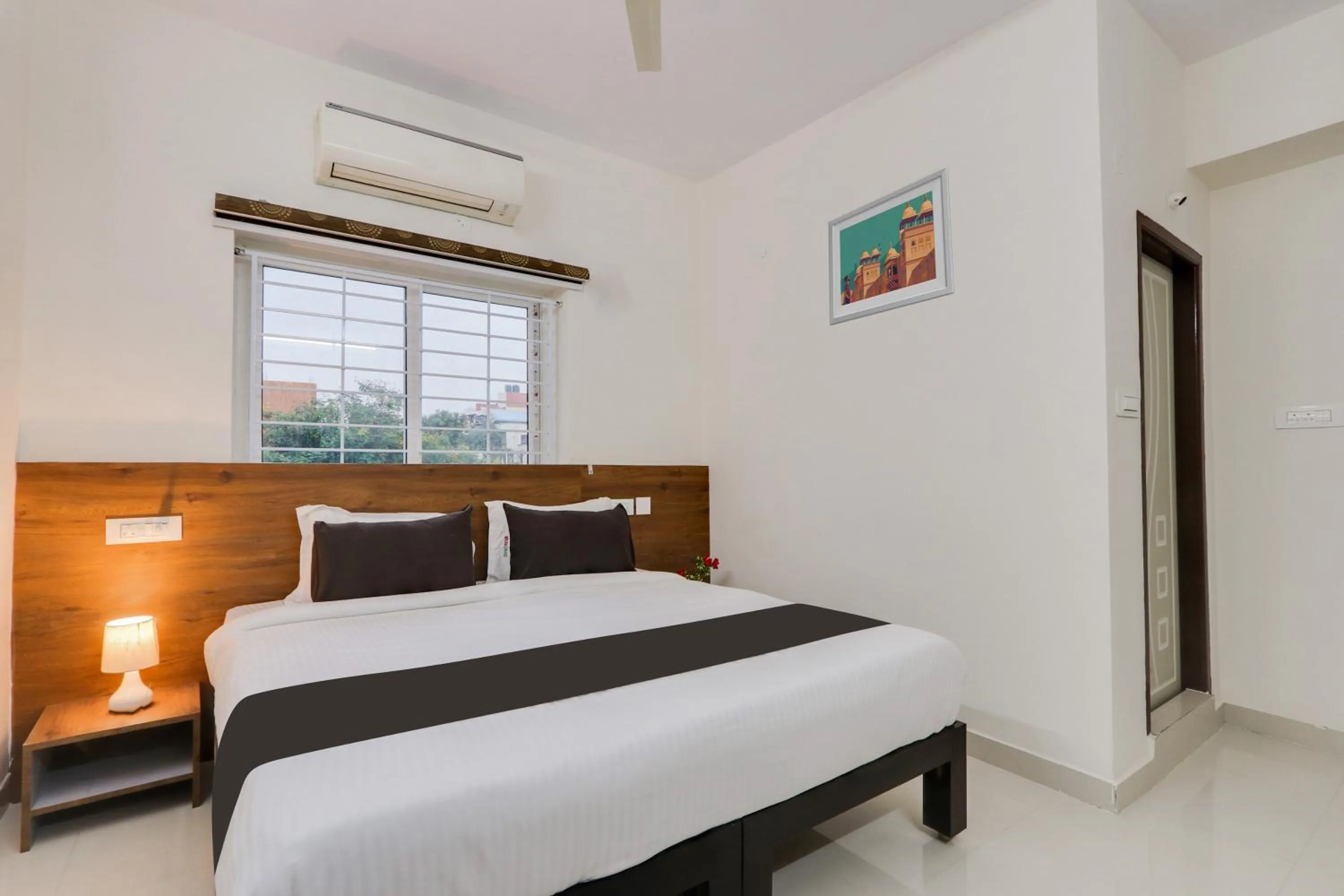 Bedroom, Bed in Super Townhouse Sri Nirvana Grand