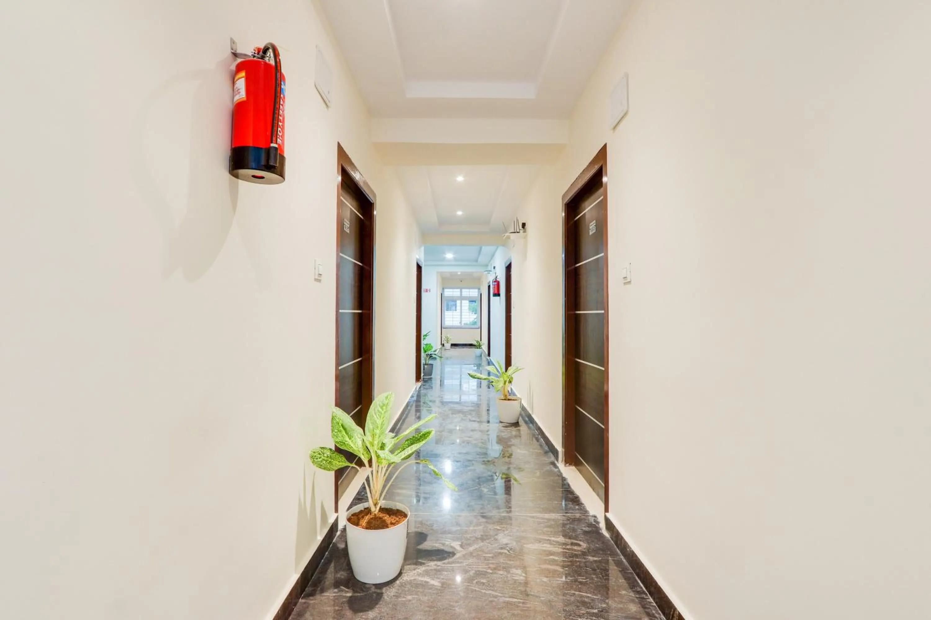 Lobby or reception in Super Townhouse Sri Nirvana Grand