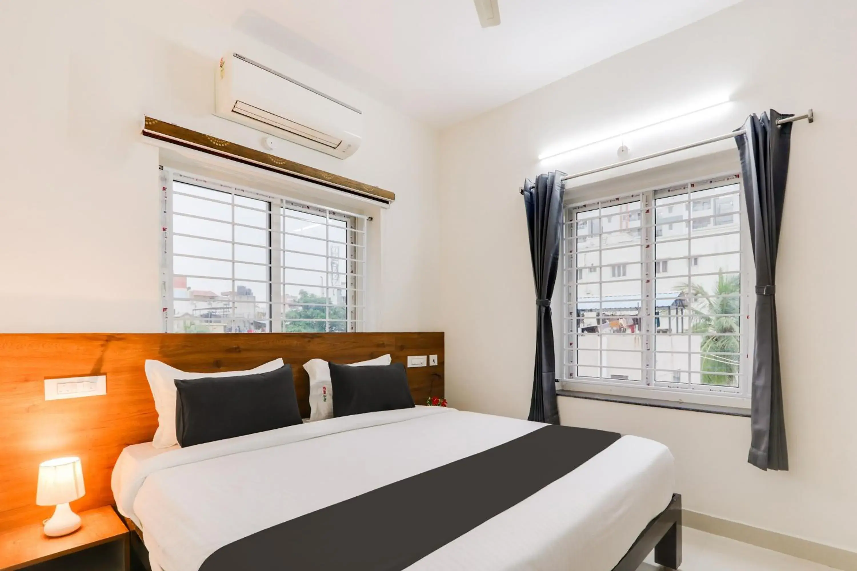 Super Townhouse Sri Nirvana Grand Super Townhouse Sri Nirvana Grand