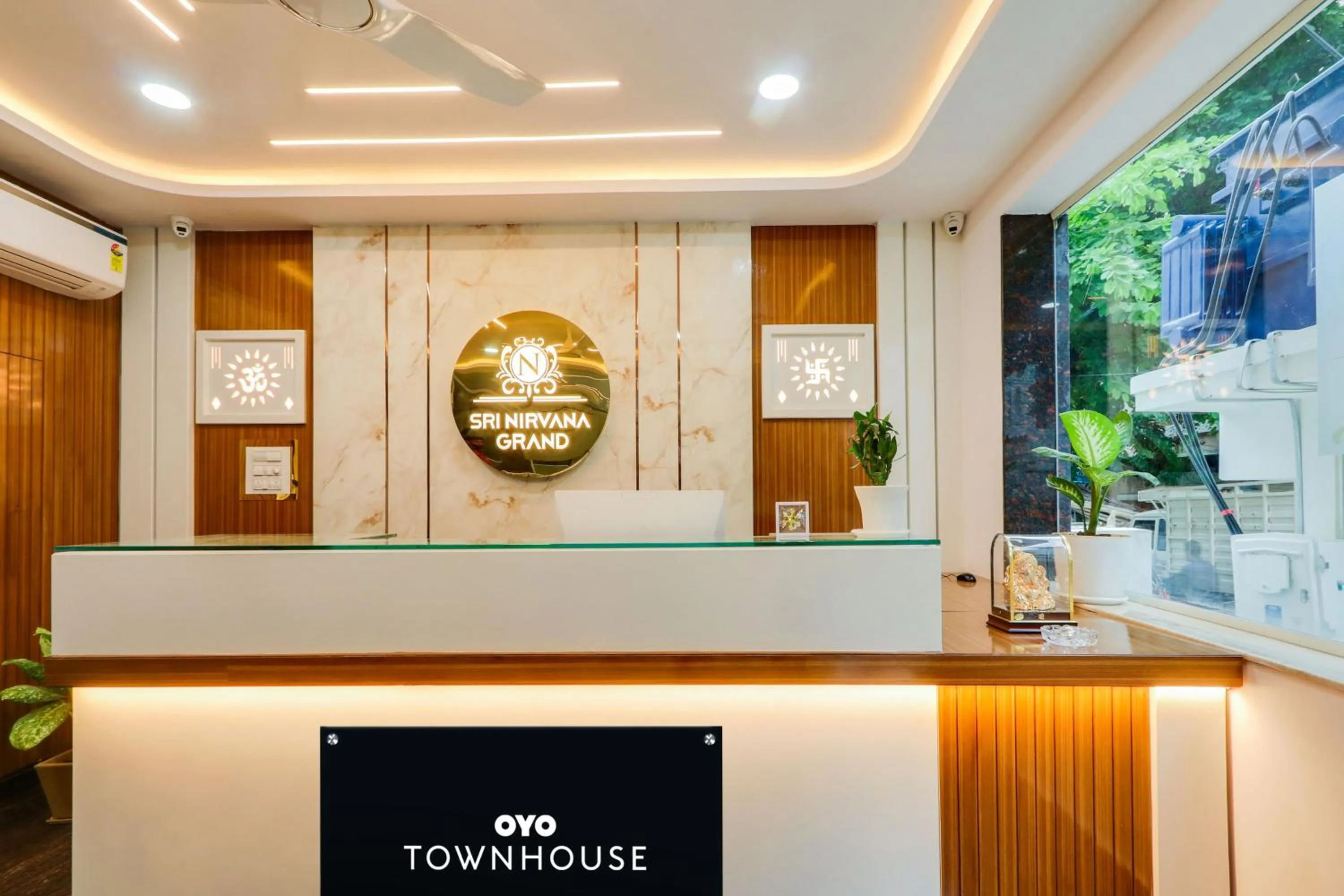 Lobby or reception in Super Townhouse Sri Nirvana Grand