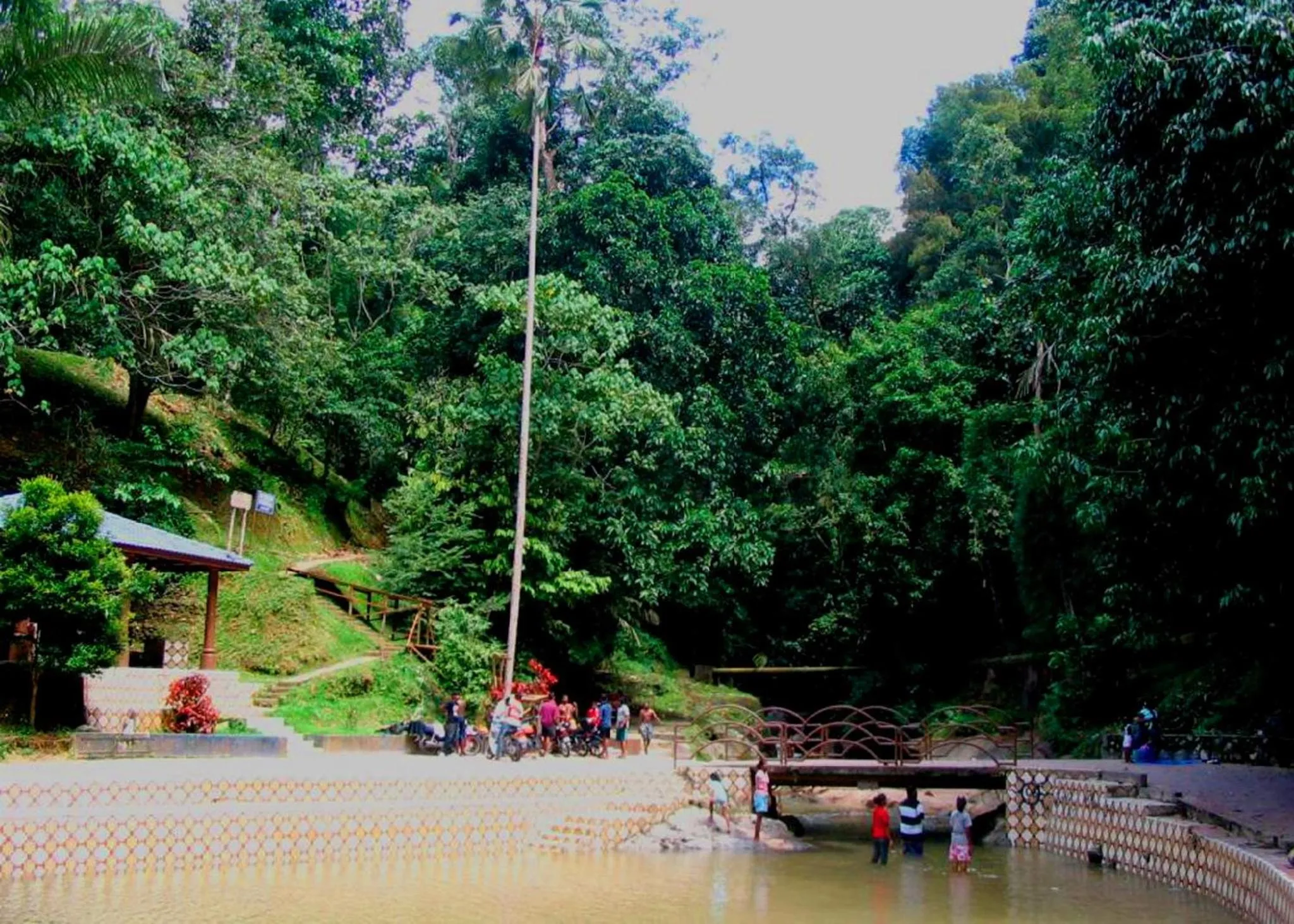 Nearby landmark in Seri Rawang Hotel