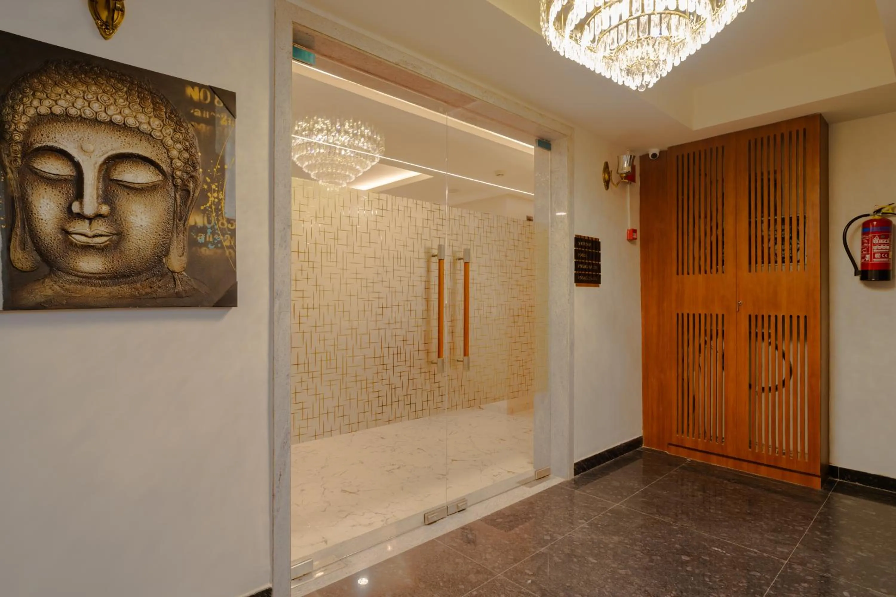 Facade/entrance in Alokah Kashi