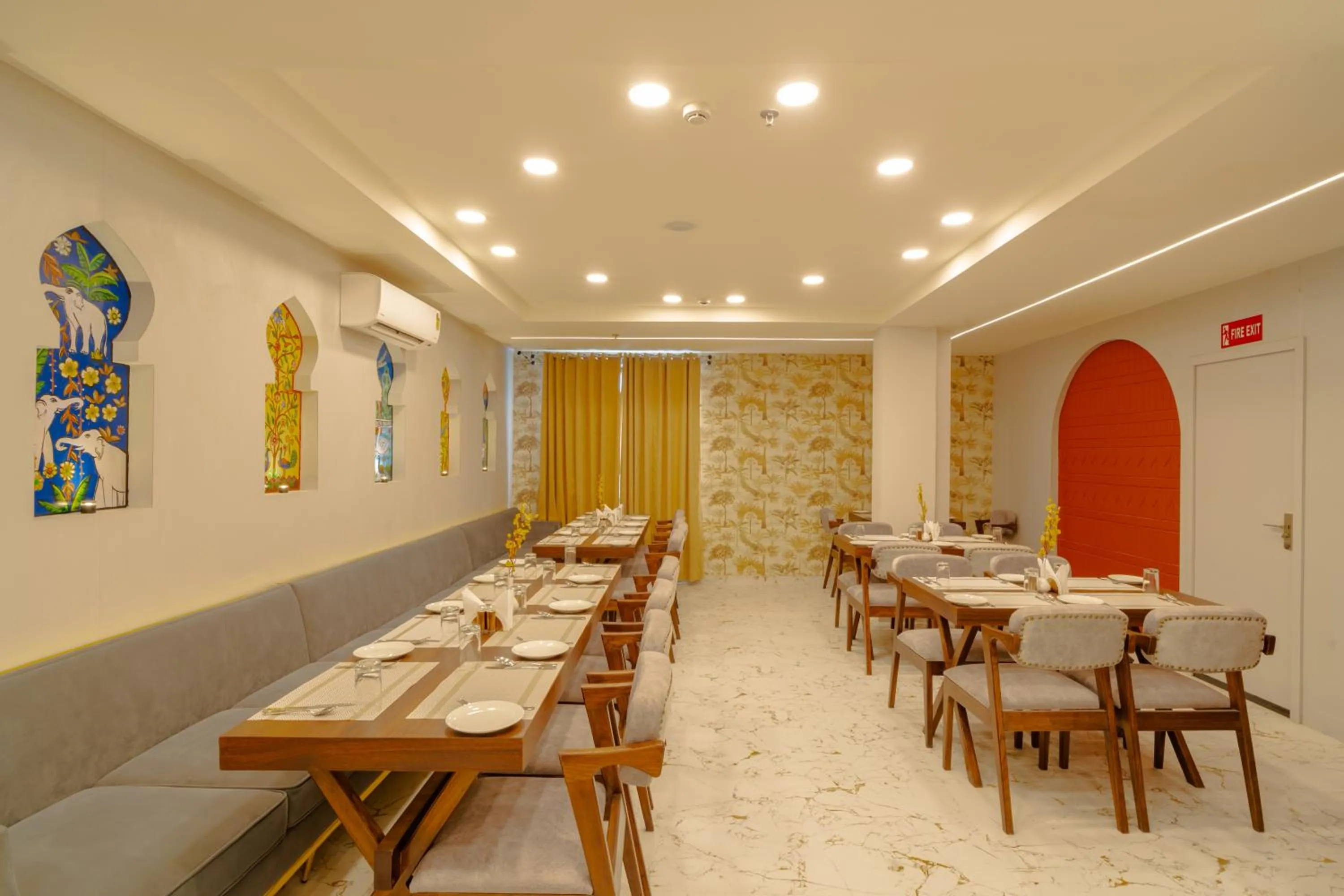 Restaurant/places to eat in Alokah Kashi