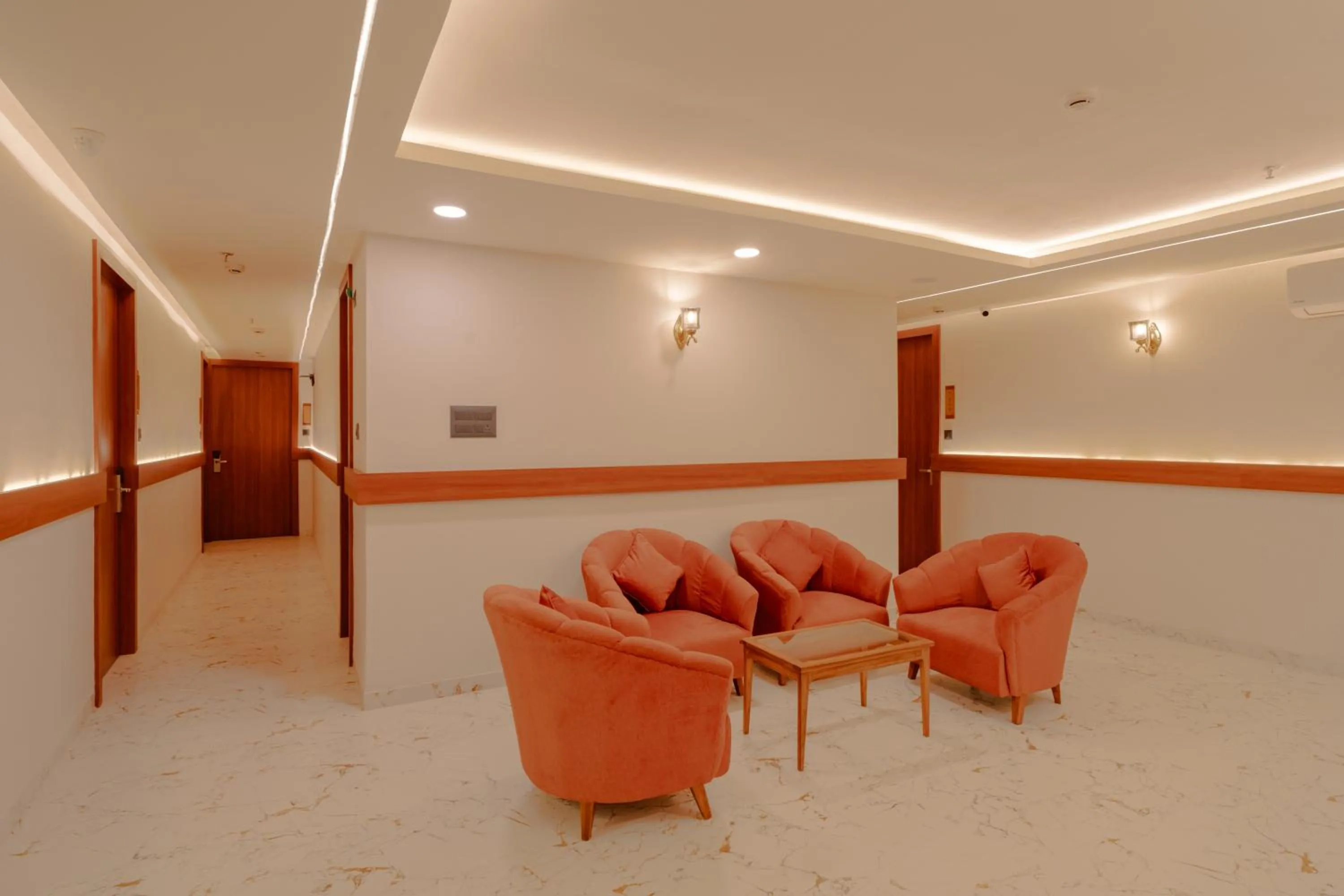 Communal lounge/ TV room in Alokah Kashi