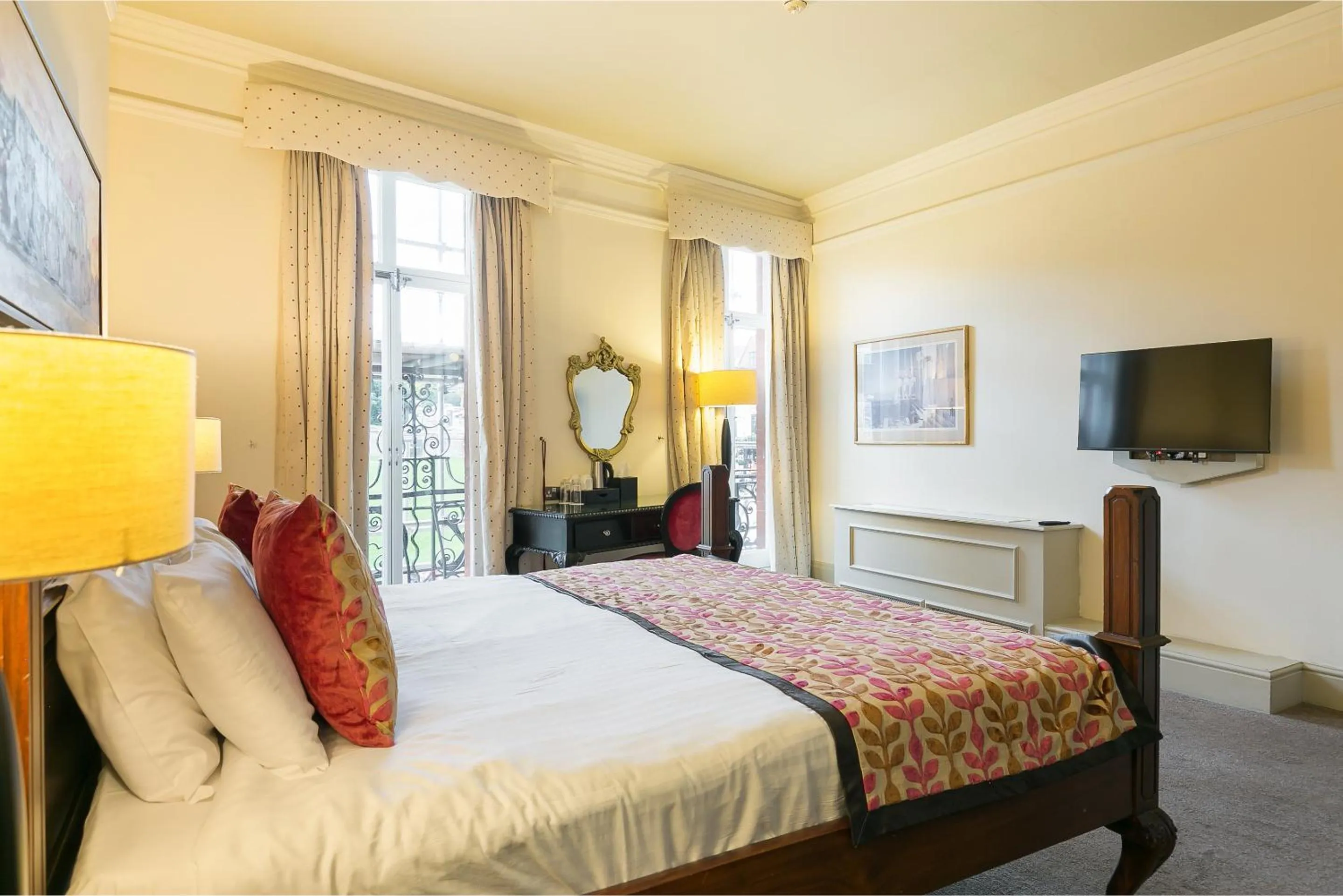 Floor plan, Bed in Harte & Garter