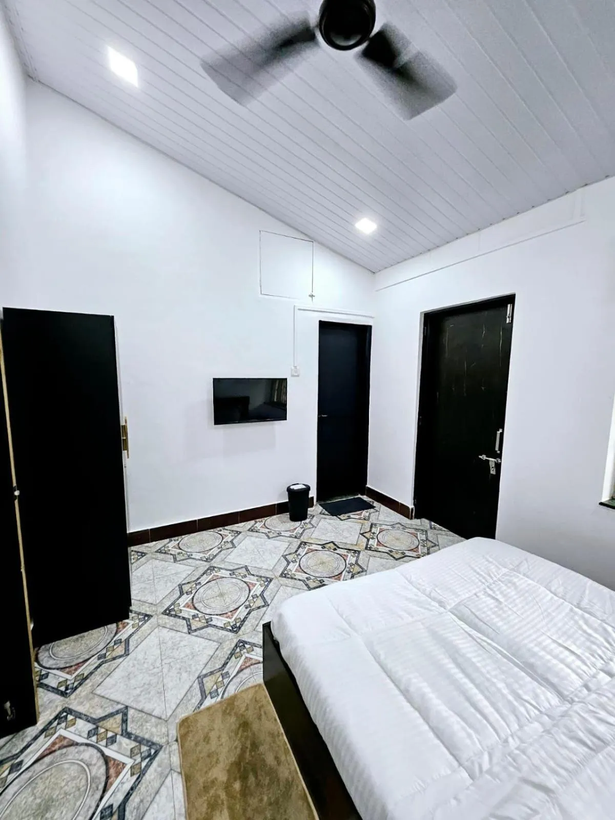 Bed in Don's Villa - Lonavala