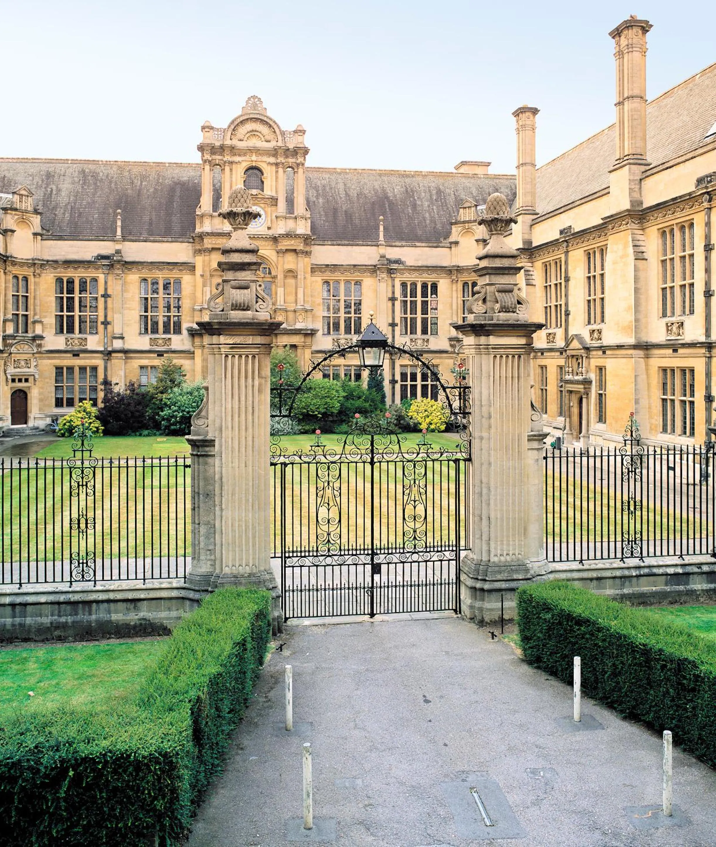 Nearby landmark in Mercure Oxford Eastgate Hotel