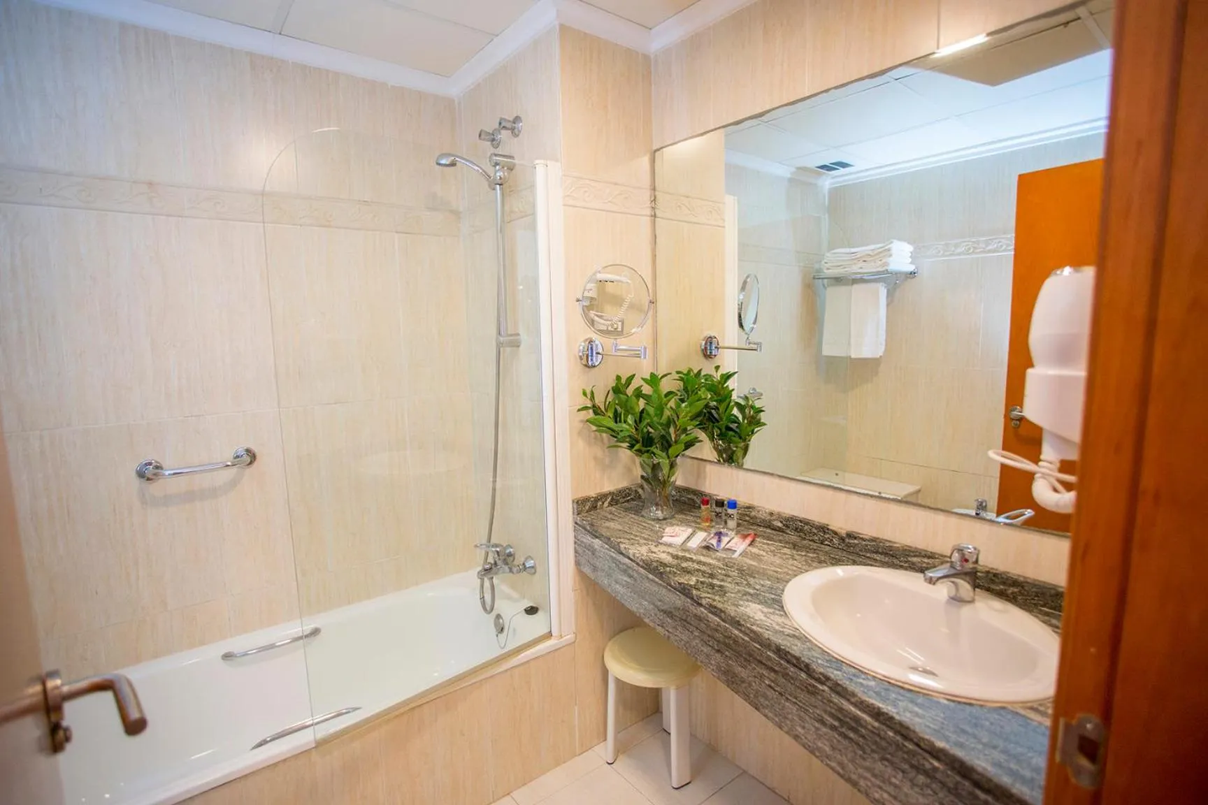 Bathroom in Hotel Don Pablo