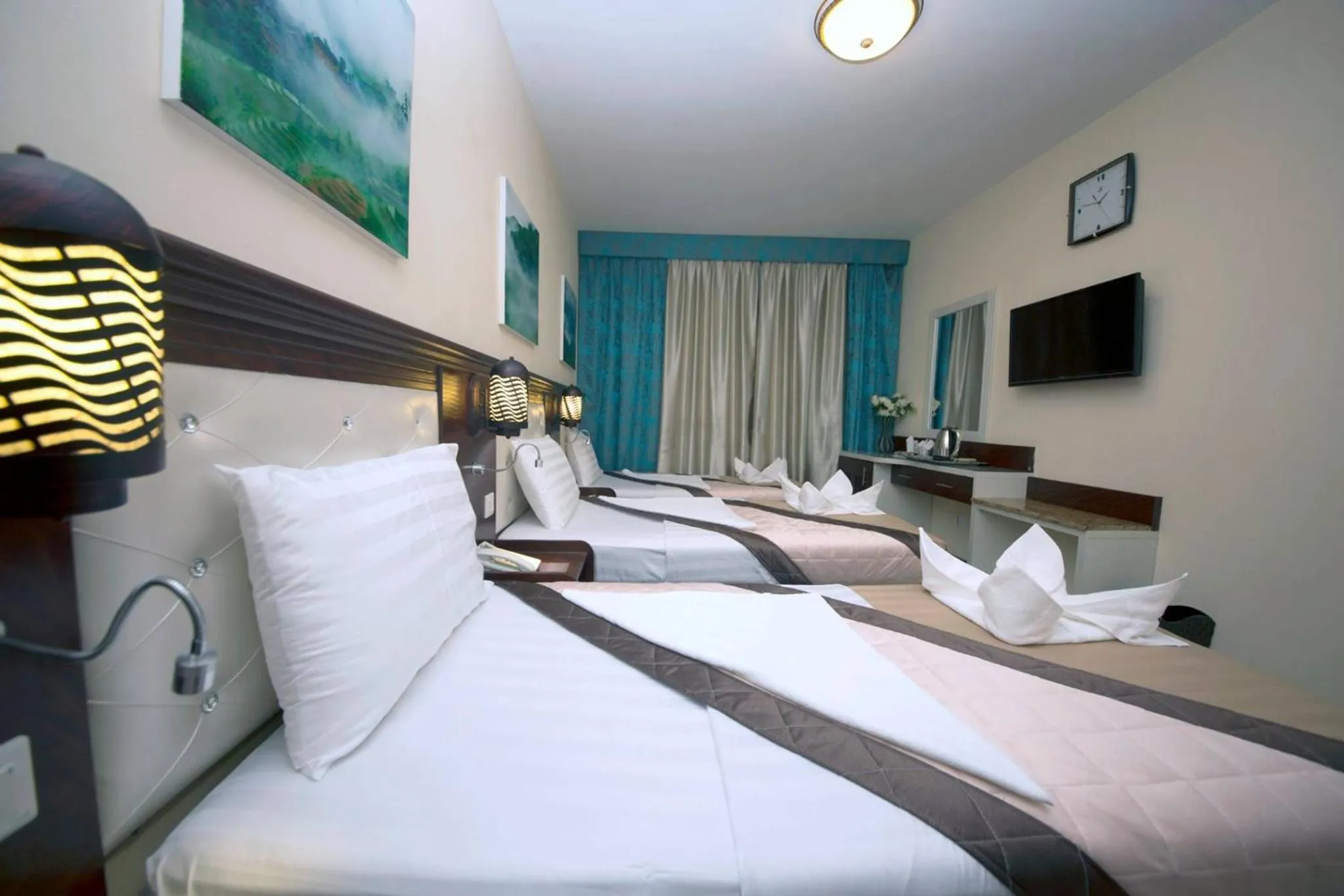 Bed in Mariana Hotel