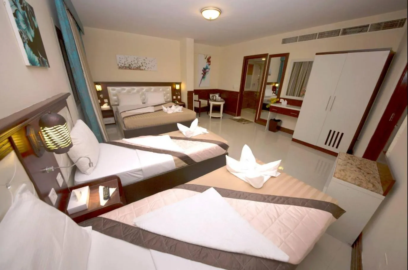 Bed in Mariana Hotel