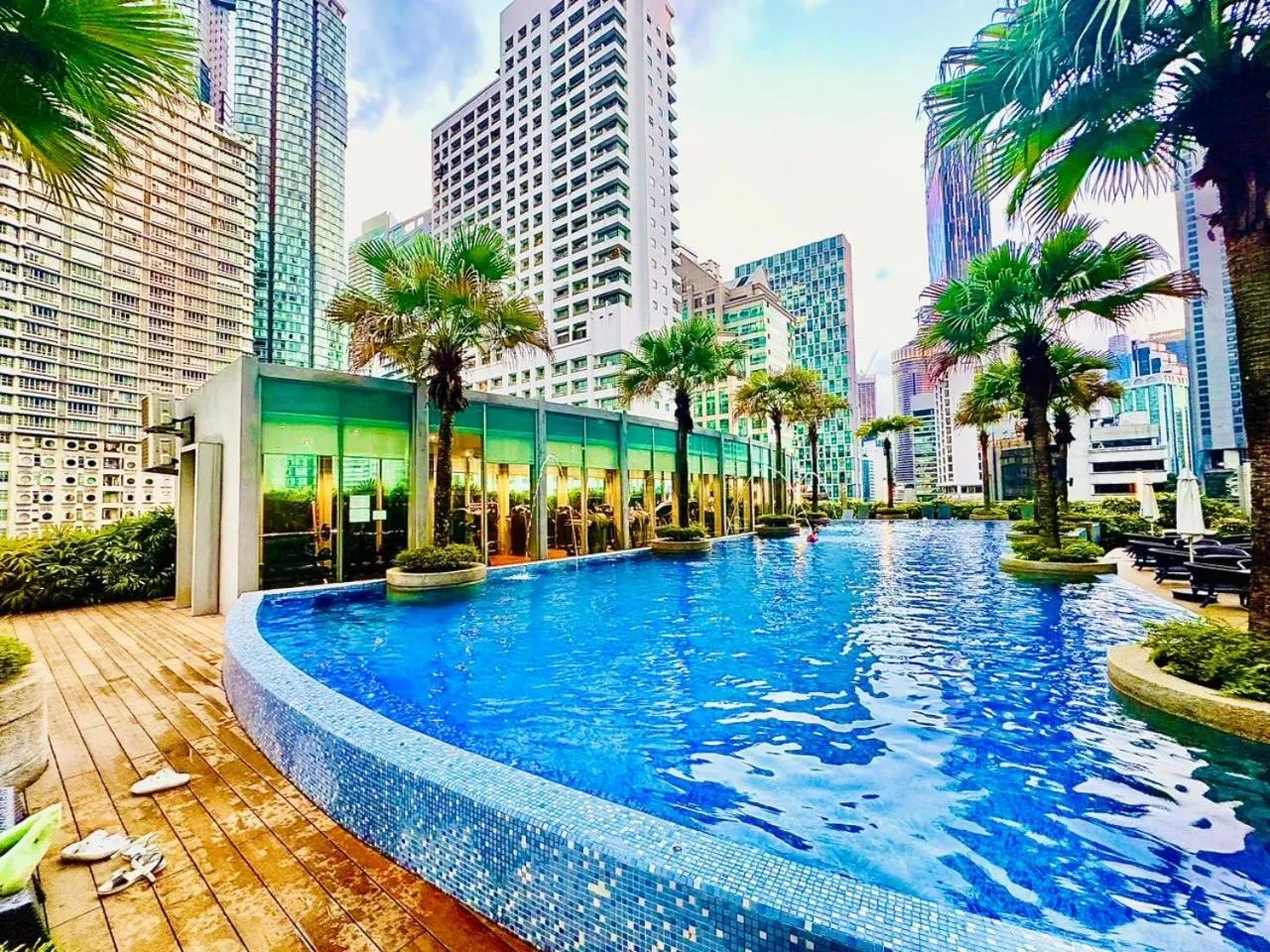 Swimming pool in Vortex Suites KLCC City Center