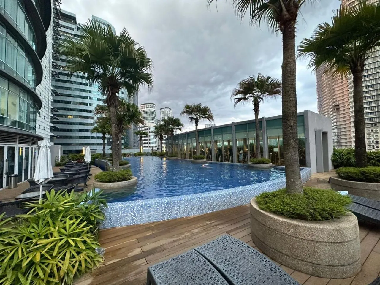 Swimming pool in Vortex Suites KLCC City Center