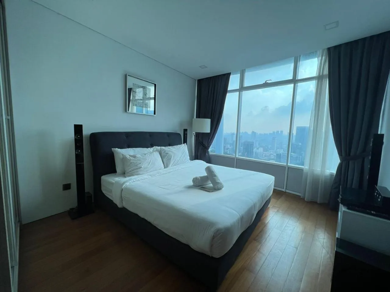 Bed in Vortex Suites KLCC City Center