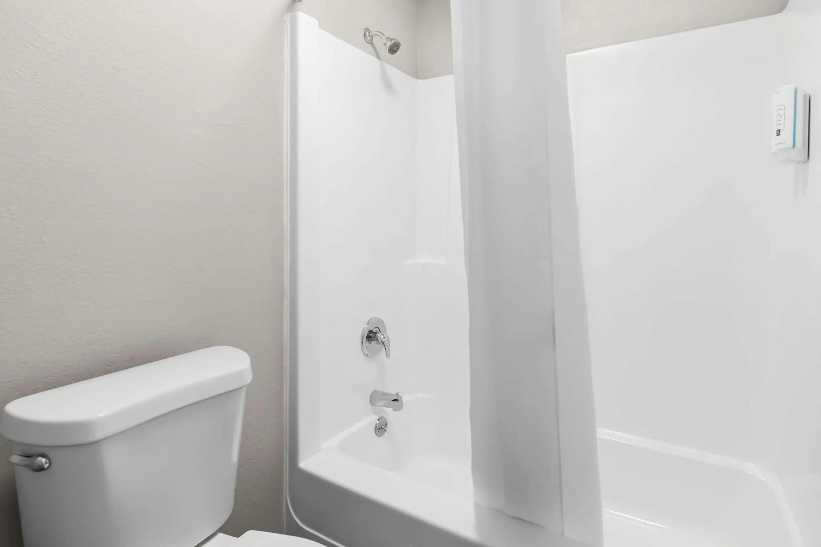 Bedroom in Quality Inn Nashville - Opryland Area