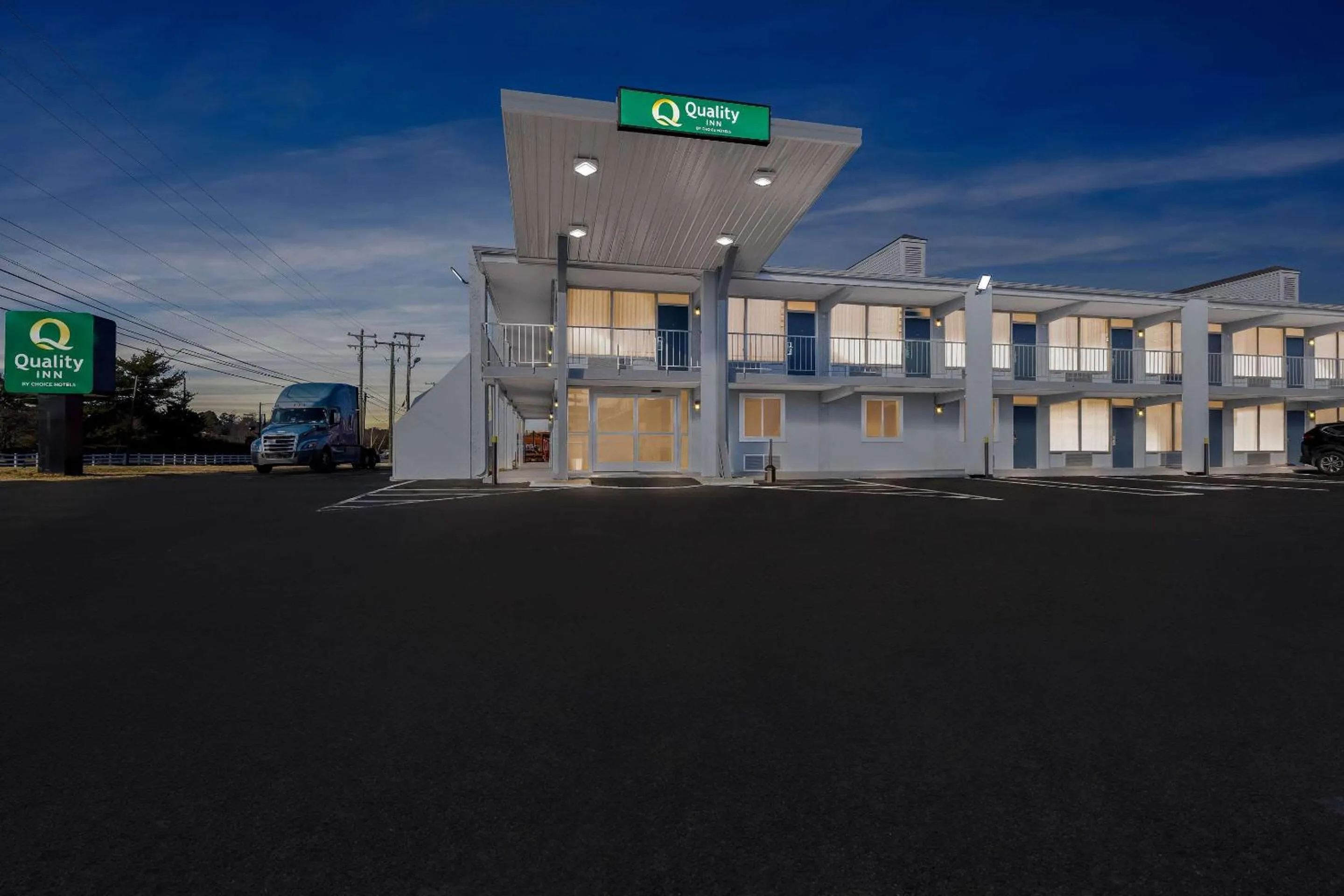 Property building in Quality Inn Nashville - Opryland Area