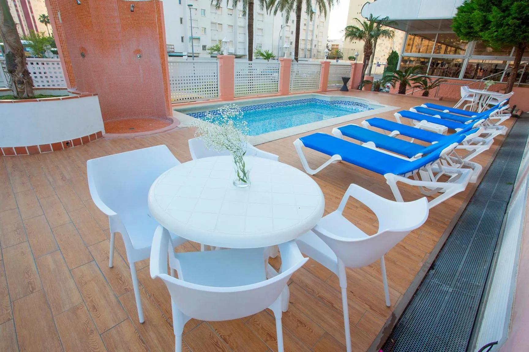 Swimming pool in Gandia Playa