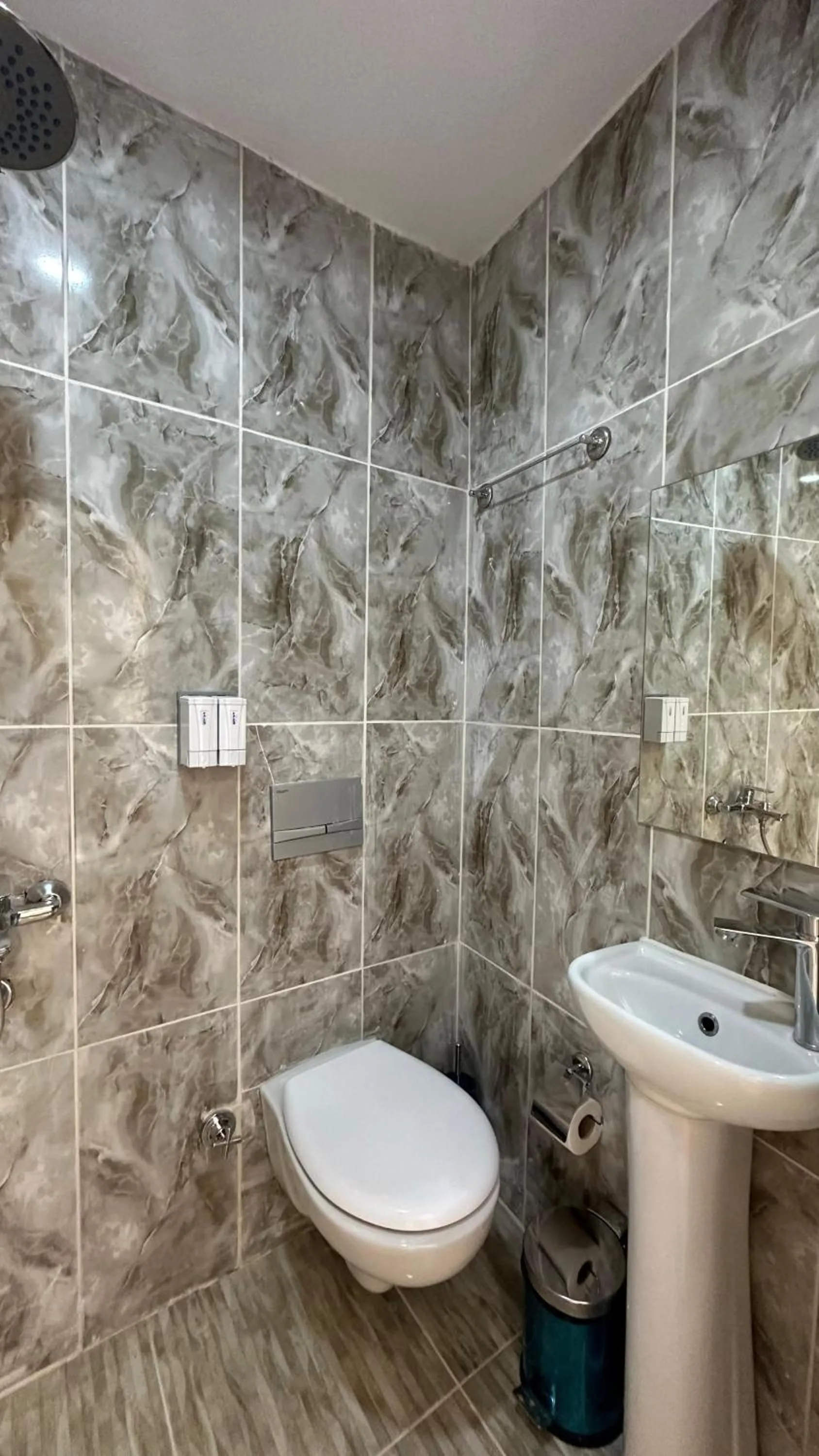 Shower in Rota Star Hotel Beyoğlu