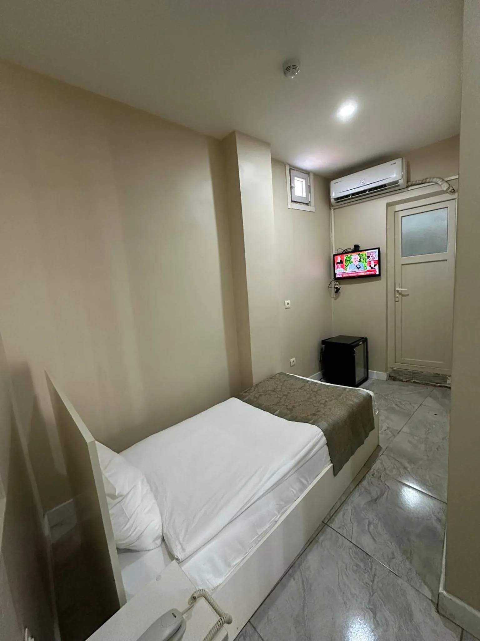 TV and multimedia, Bed in Rota Star Hotel Beyoğlu