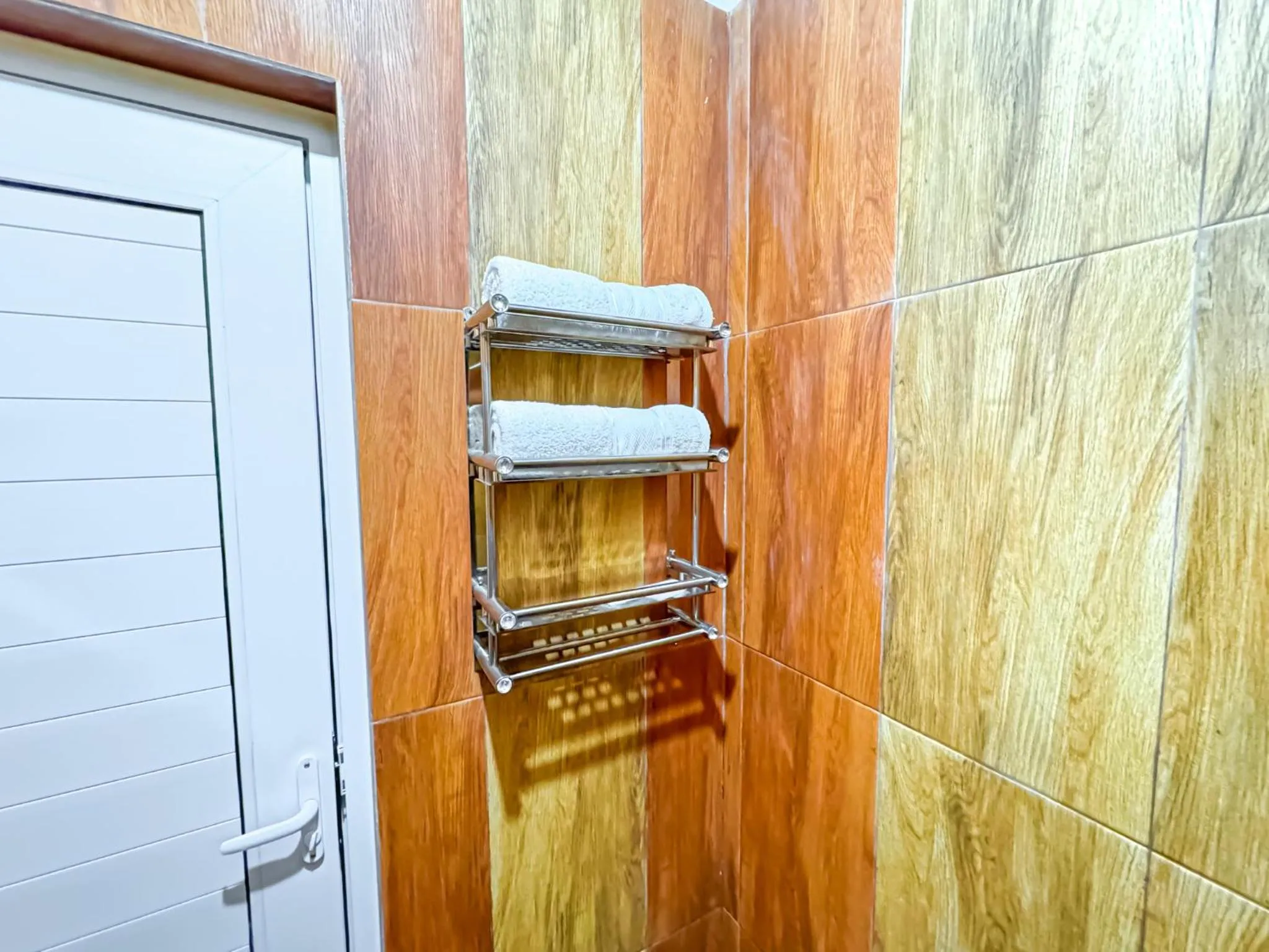 Shower in Hotel Grand Bandara