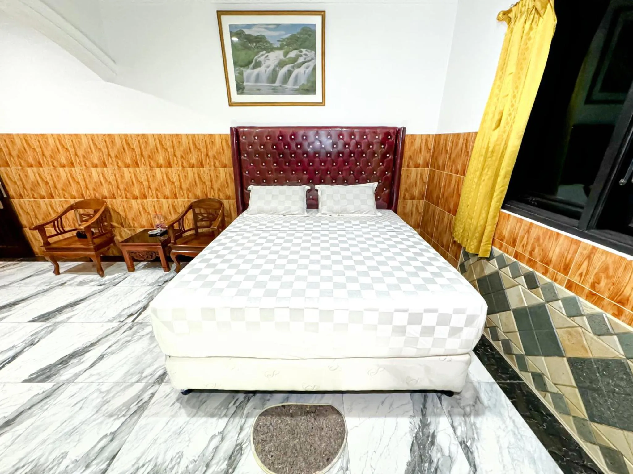 Bed in Hotel Grand Bandara