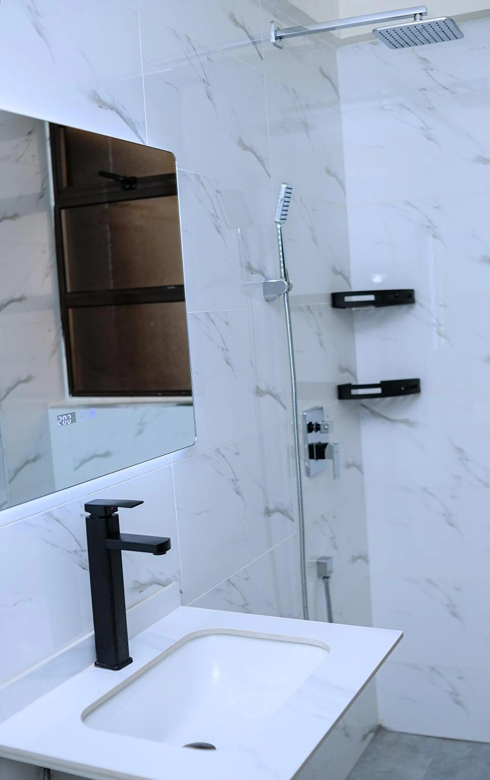 Bathroom in Canopy View Hotel