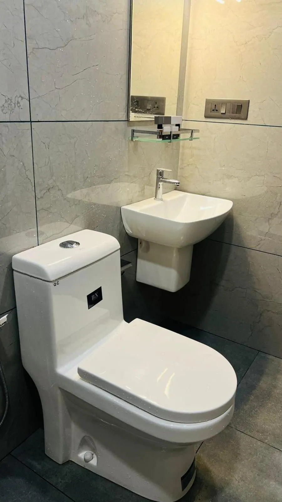 Toilet in The Lotaz Hotel