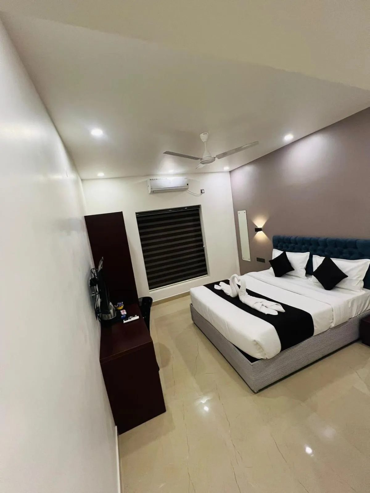 Photo of the whole room, Bed in The Lotaz Hotel