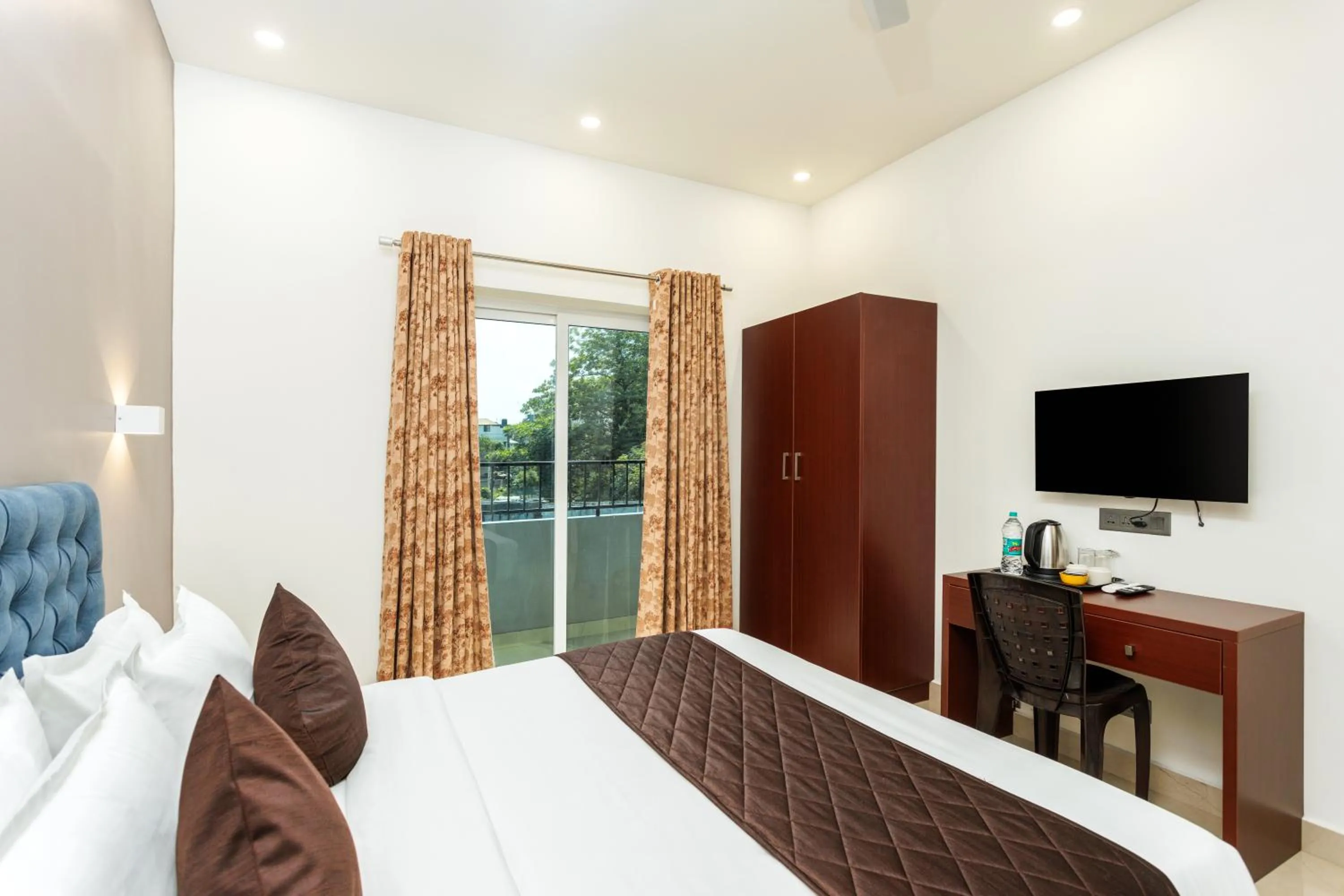 TV and multimedia, Bed in The Lotaz Hotel