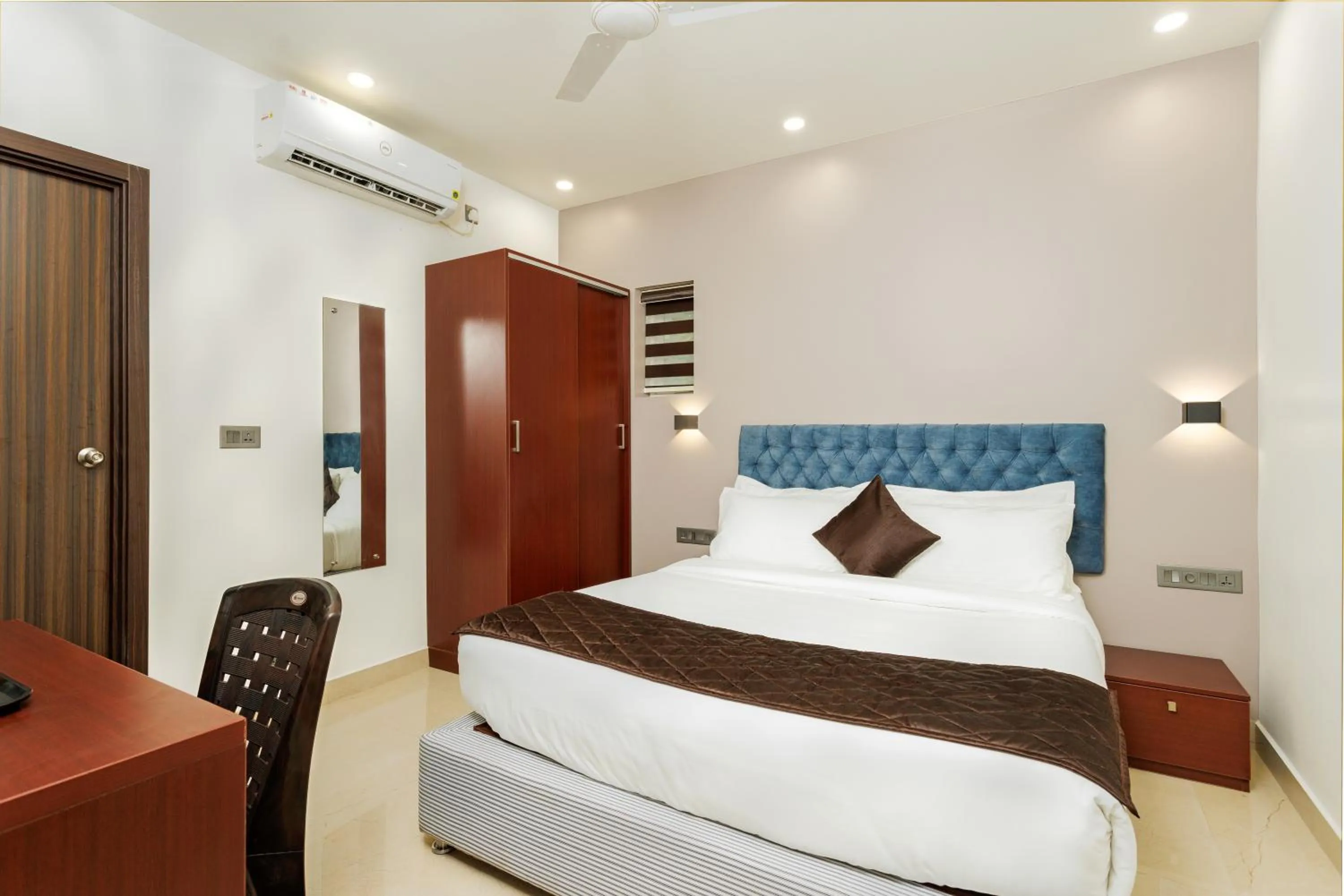 Photo of the whole room, Bed in The Lotaz Hotel