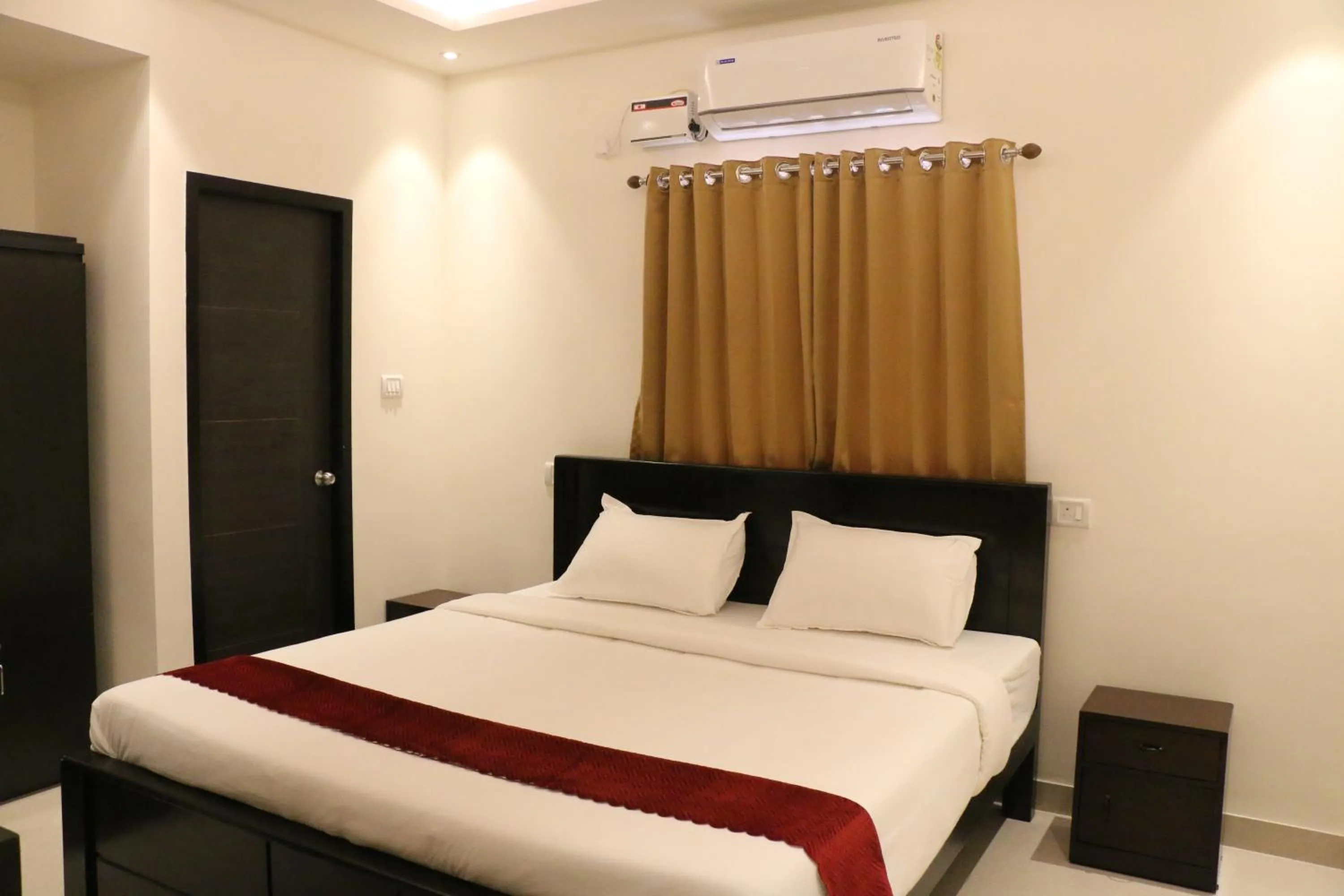 Bed in Vibha by Sri Lakshmi Homes