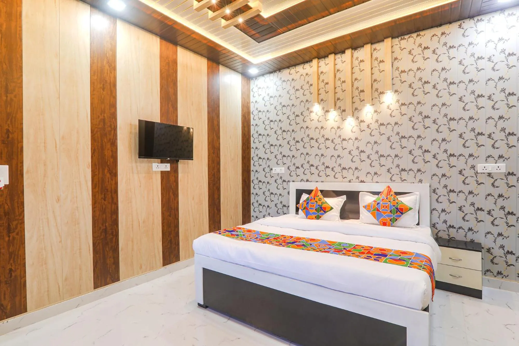 Bed in FabHotel Uma Yugul