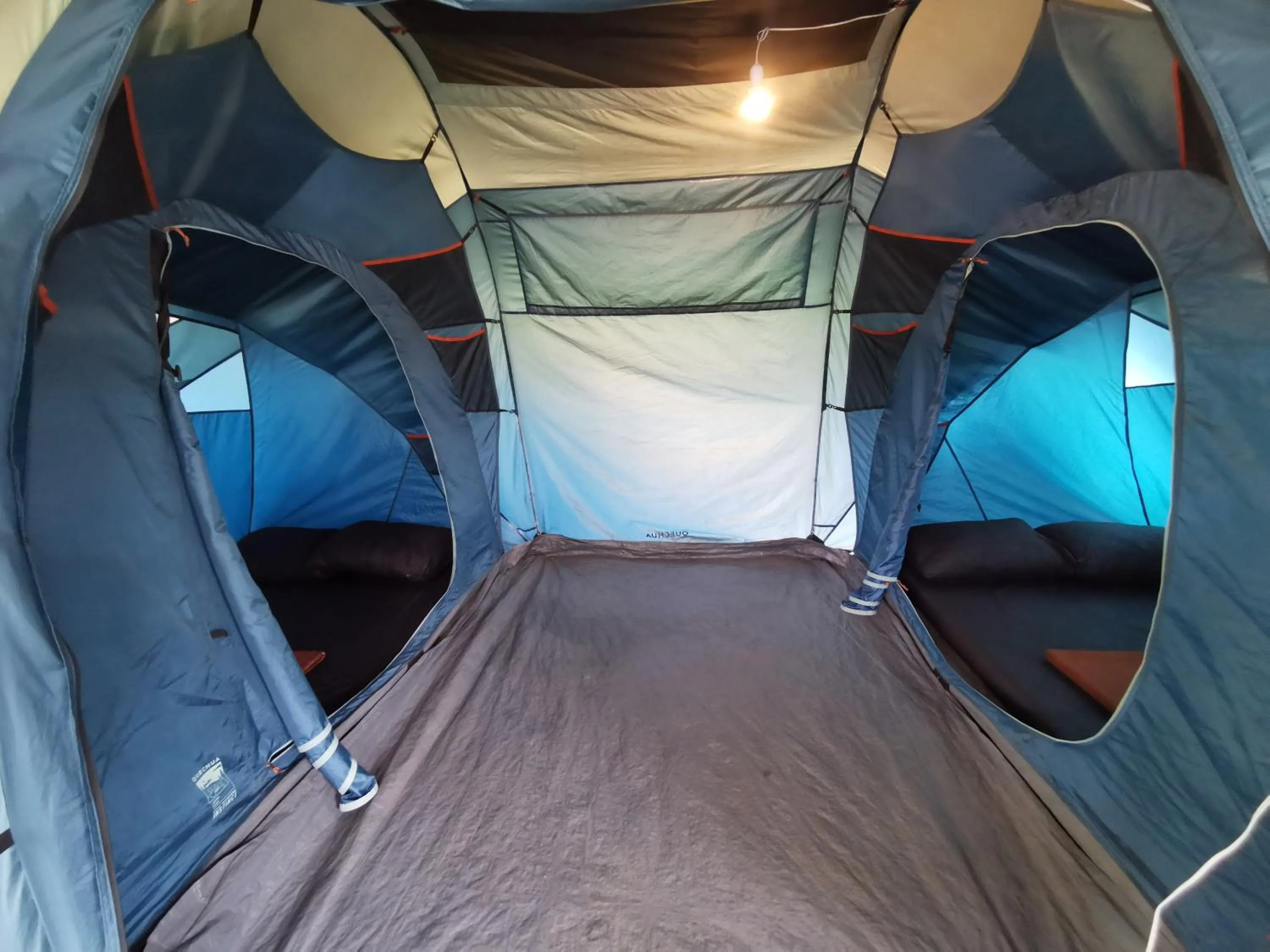Balcony/Terrace in corak alam glamping