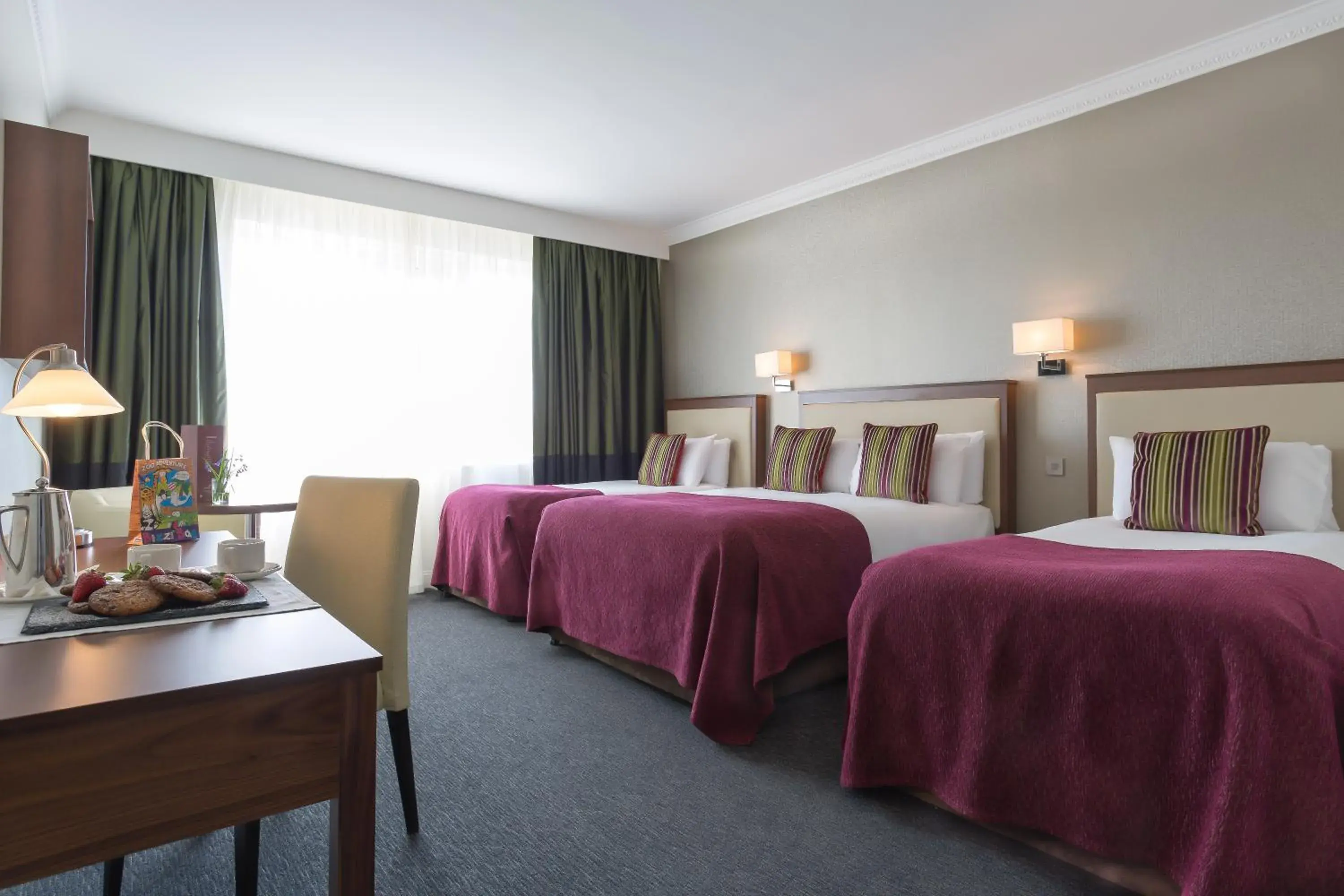 Family Room (2 Adults + 2 Children) in Rochestown Park Hotel & Leisure Centre Family Room (2 Adults + 2 Children) in Rochestown Park Hotel & Leisure Centre