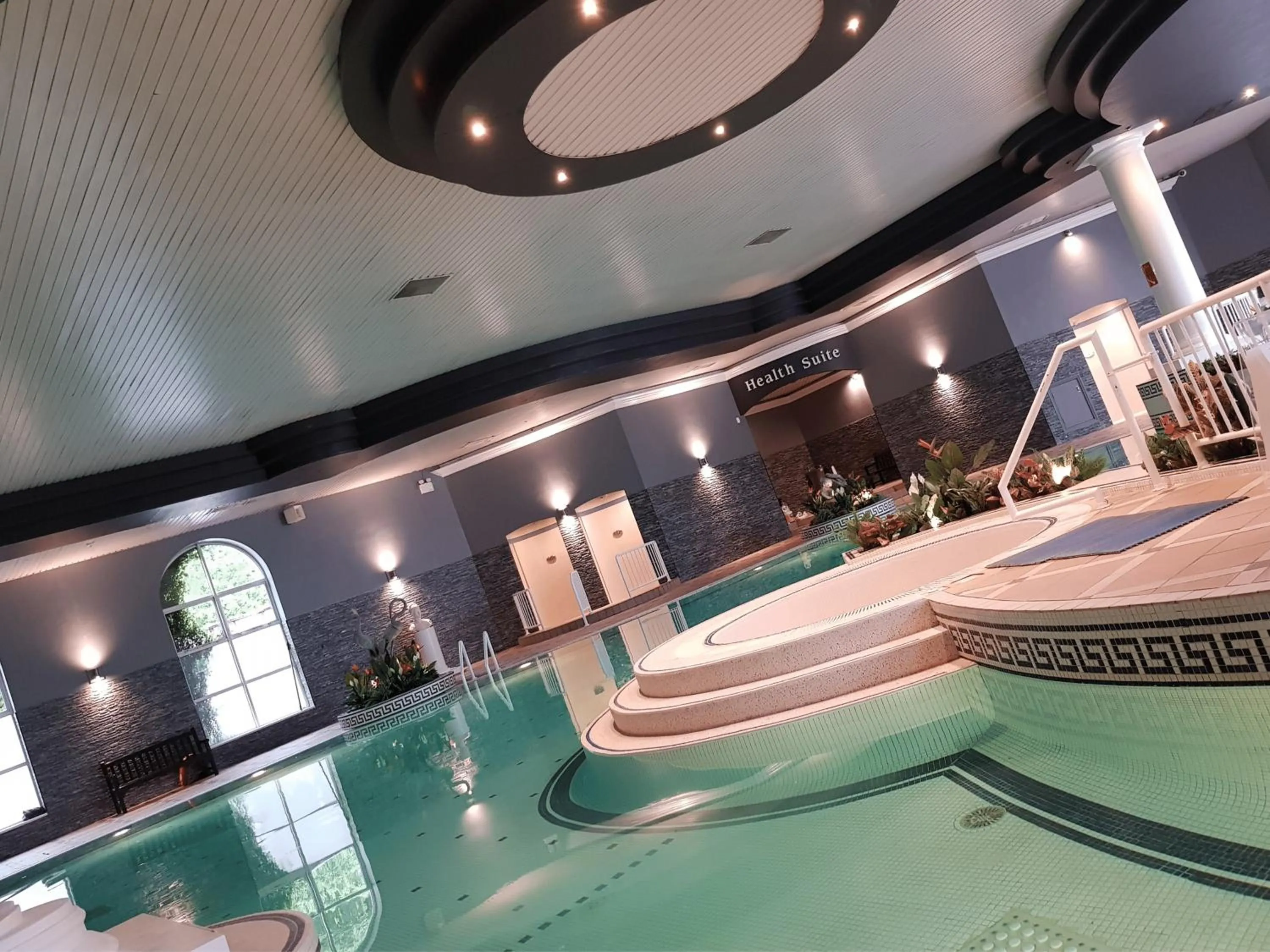 Rochestown Park Hotel & Leisure Centre