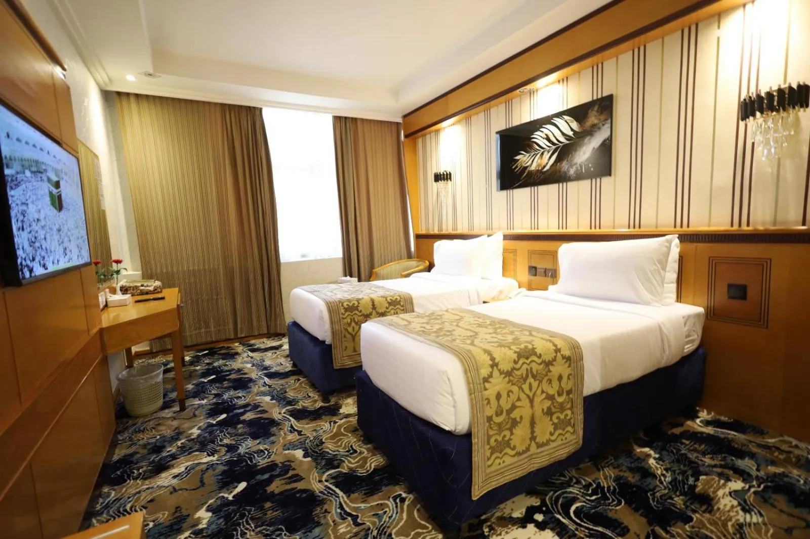 Bed in Maysan Al Maqam Hotel