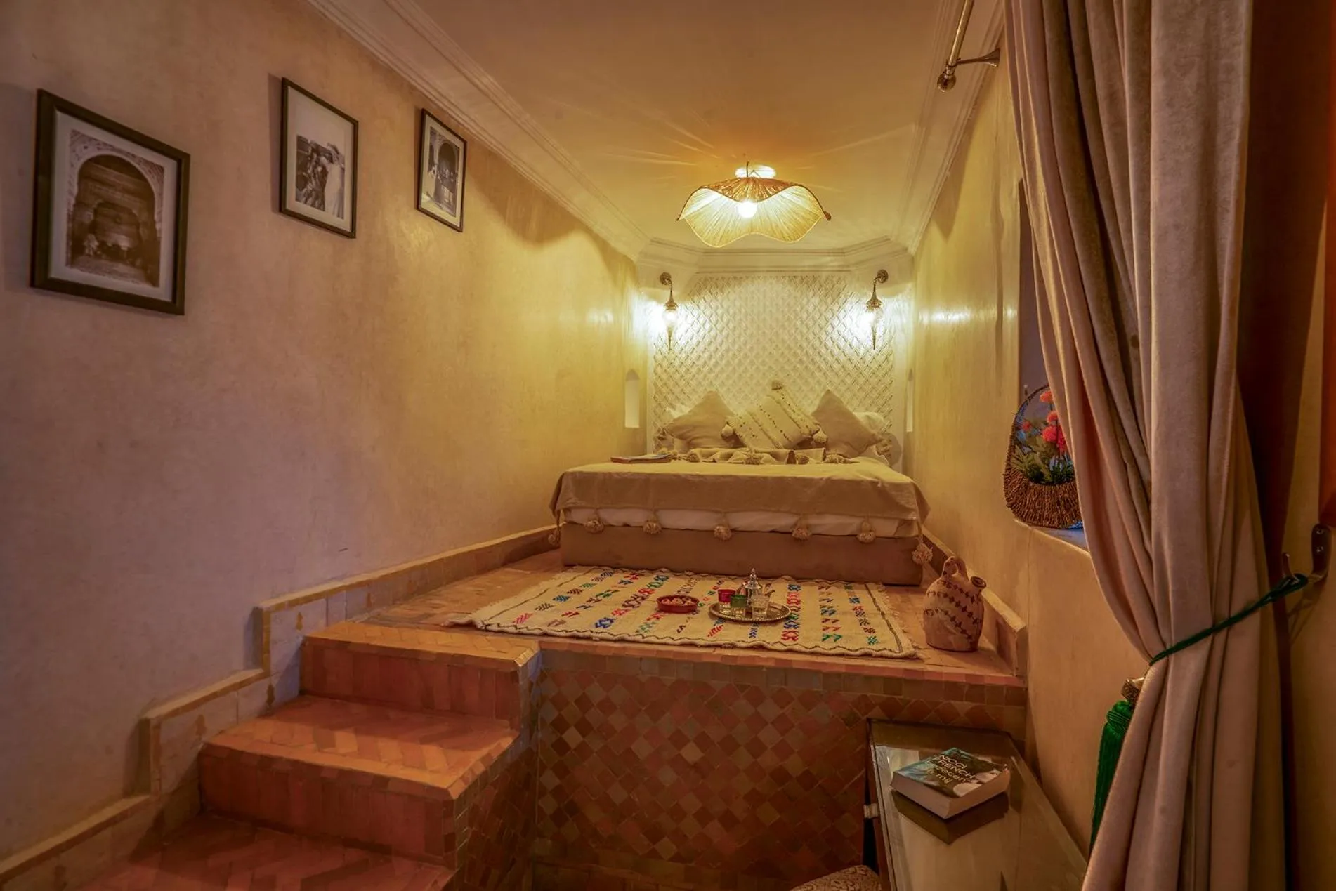 View (from property/room), Bed in Riad Yalla habibi