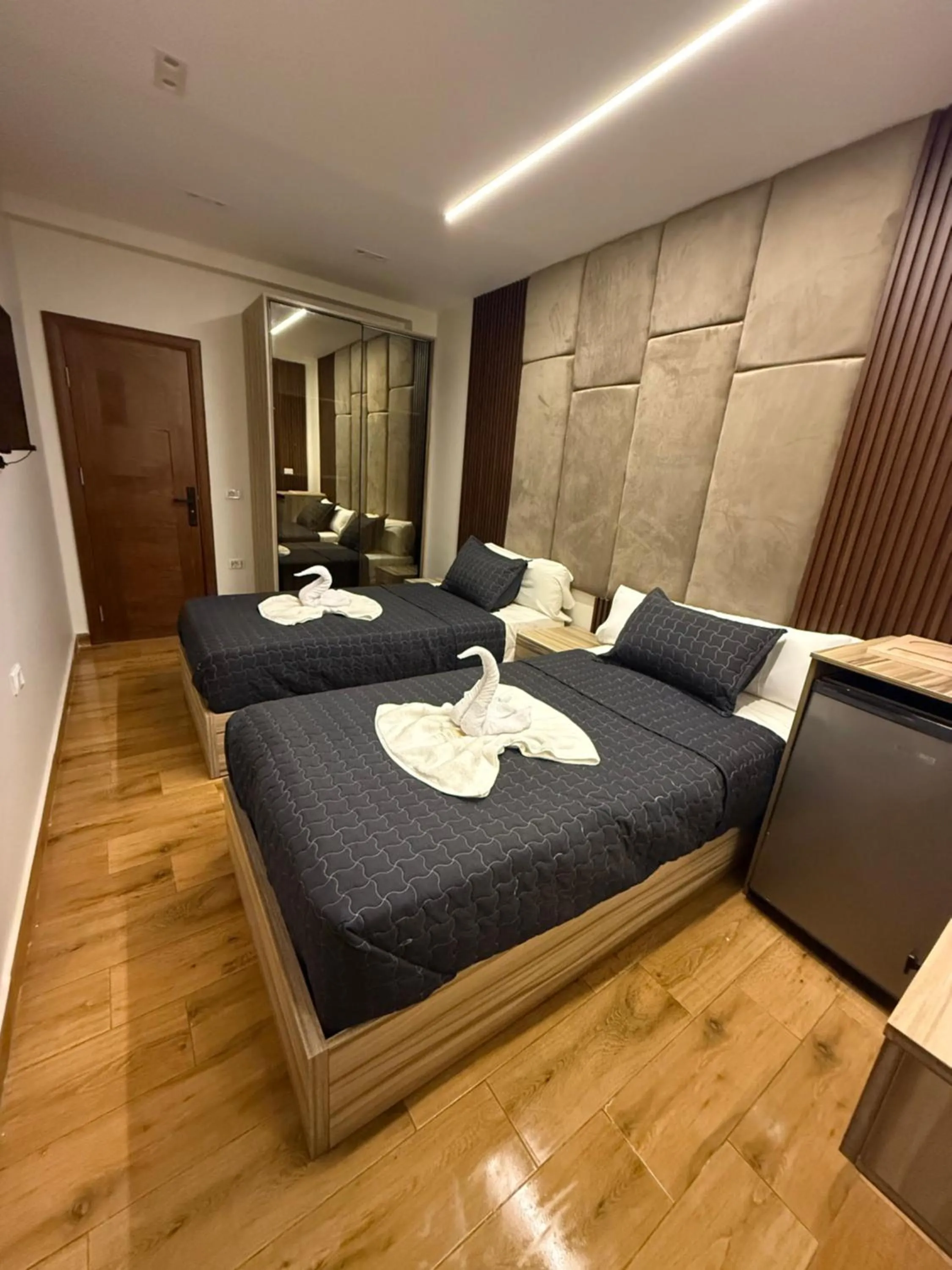 Photo of the whole room, Bed in Pyramids Skyline Hotel Cairo