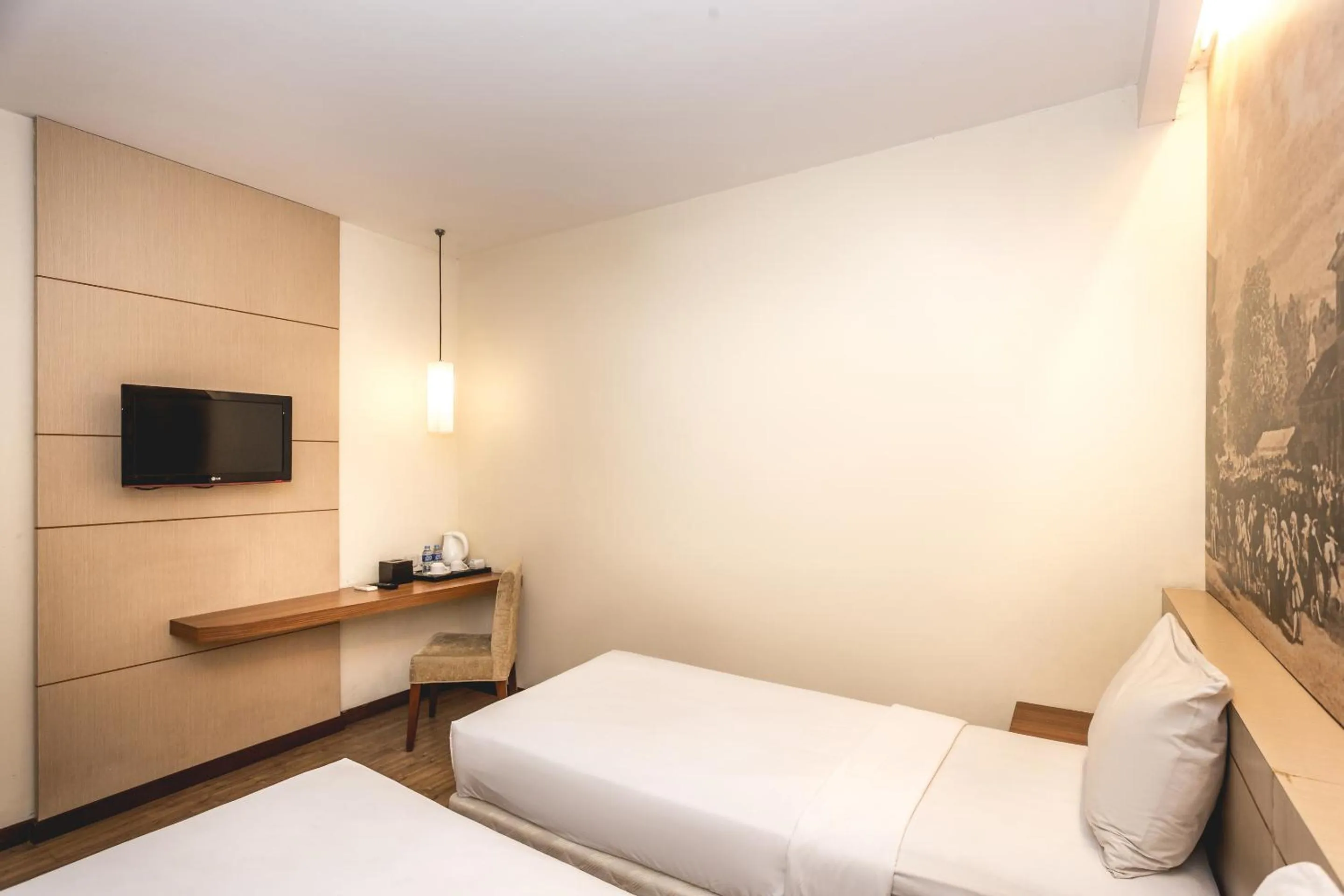 Bed in Feodora Hotel