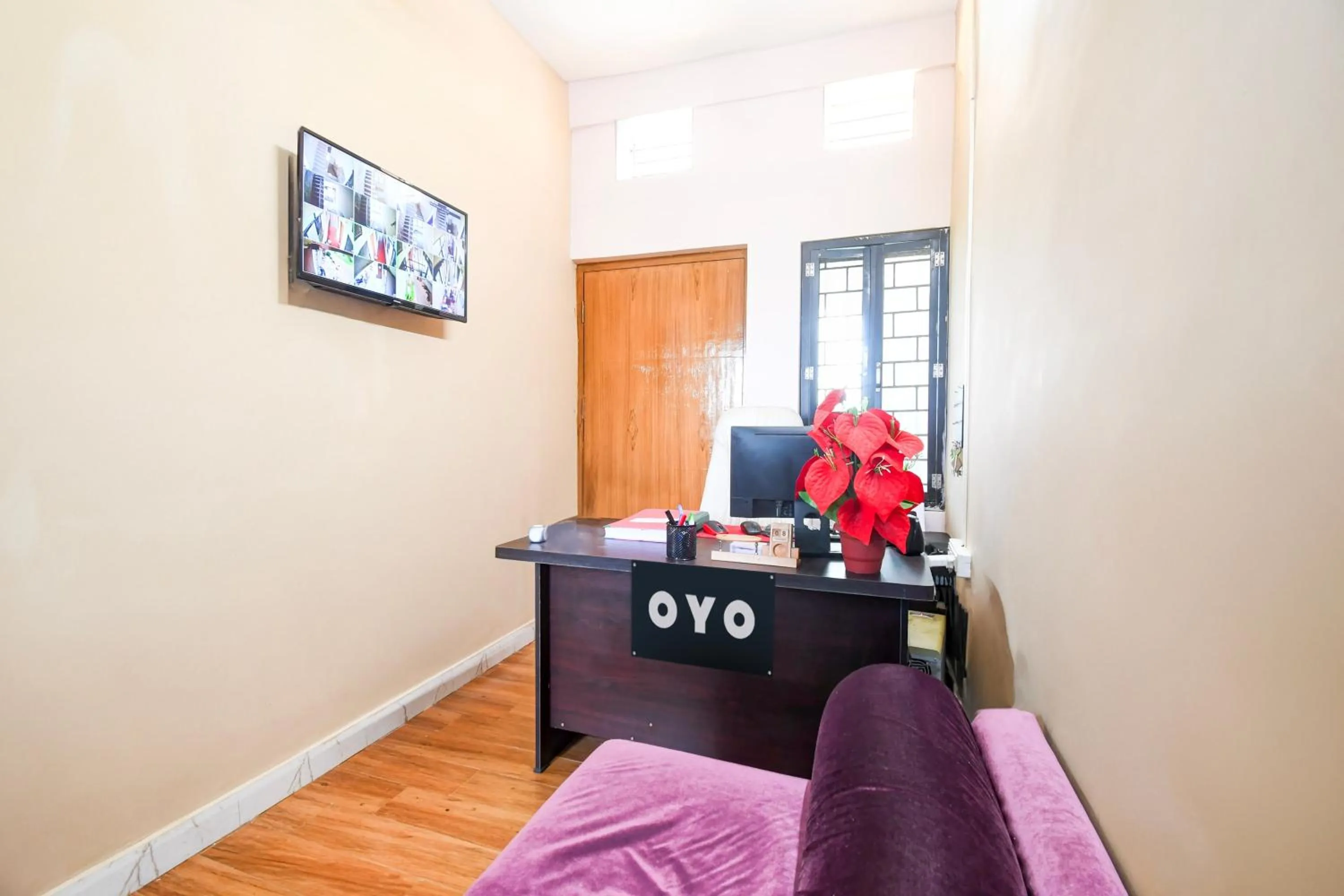 Lobby or reception in Hotel O Khushi Guest House