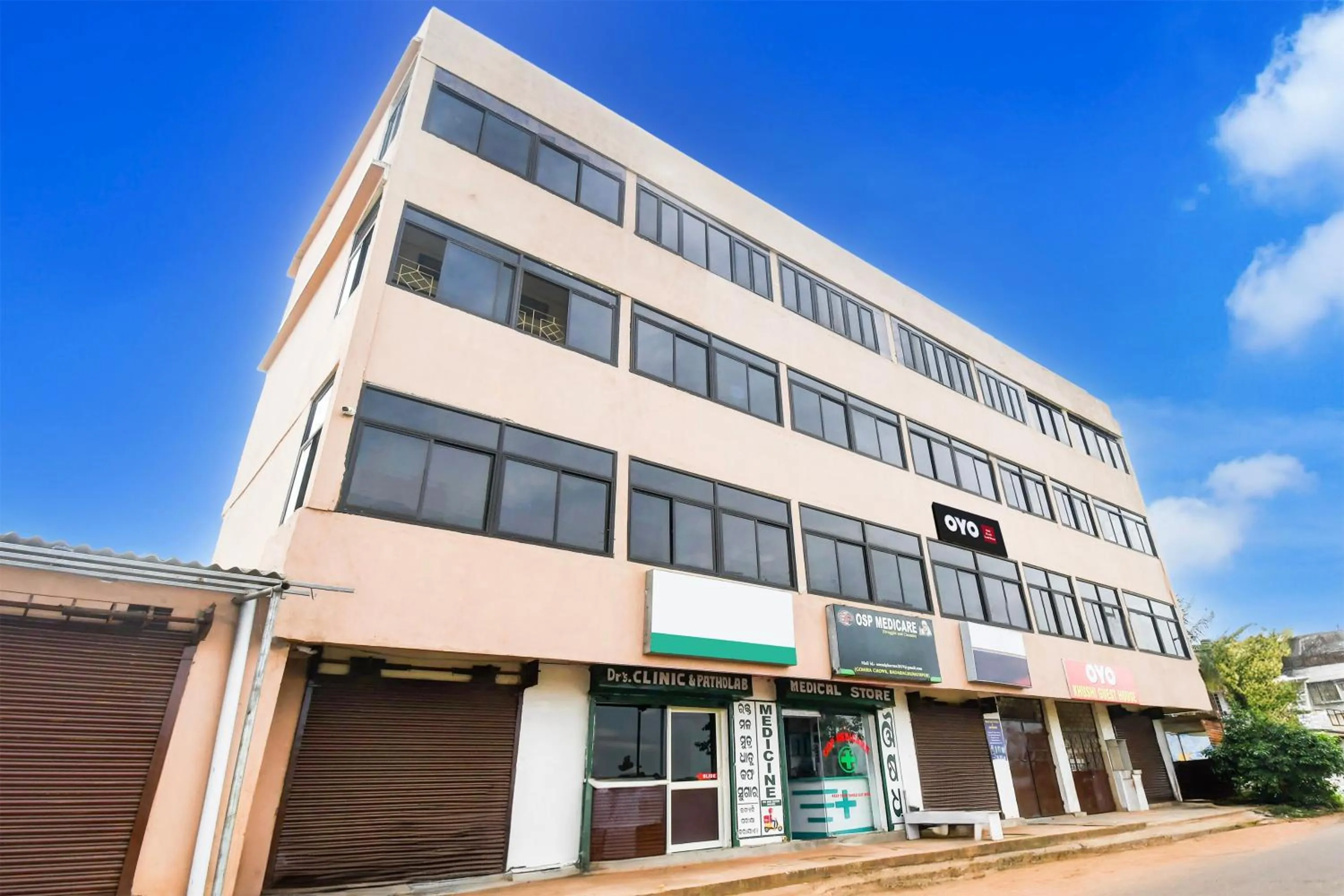 Facade/entrance in Hotel O Khushi Guest House